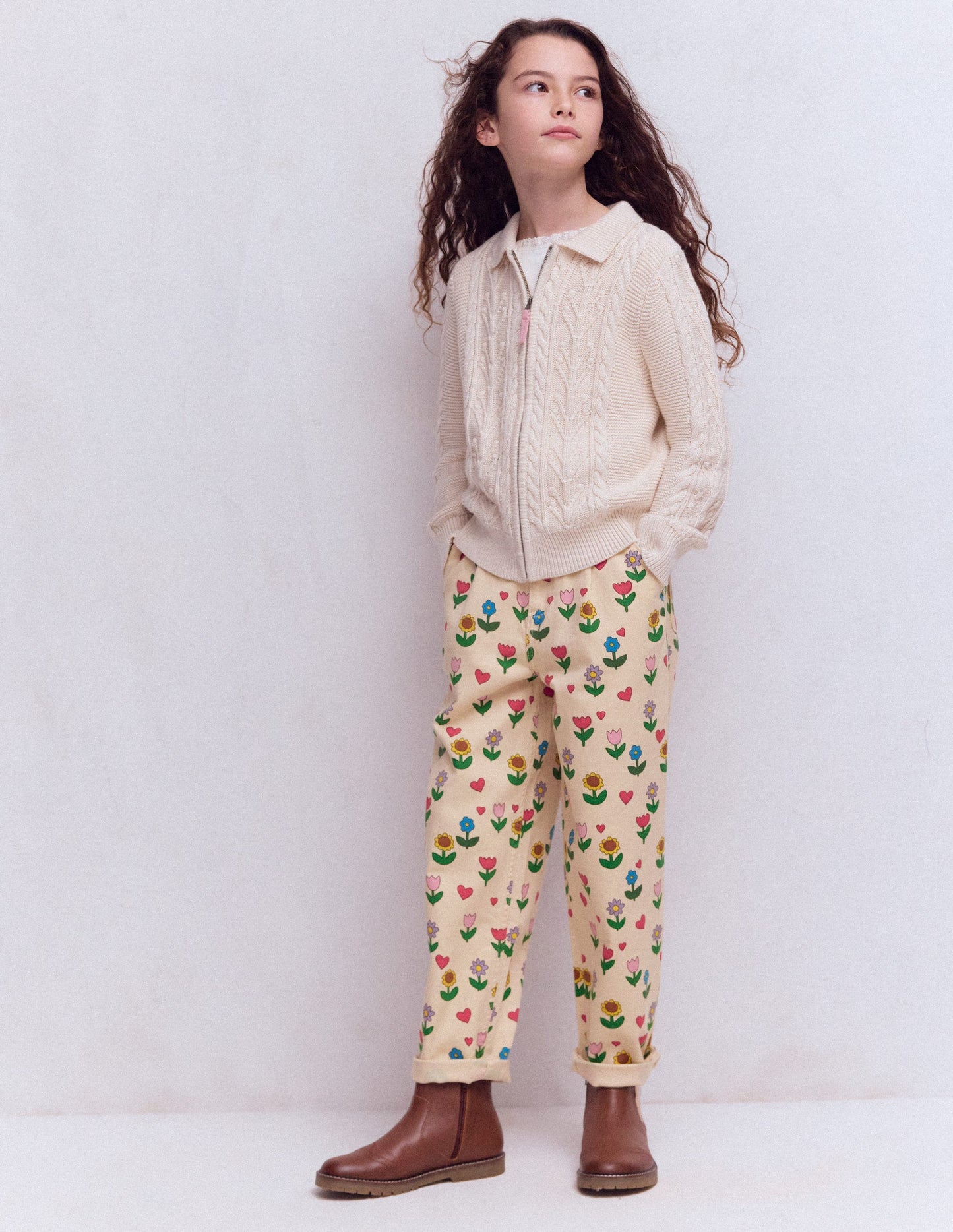 Jeans mit Faltendetail-Naturweiß Sonnenblumen Garten