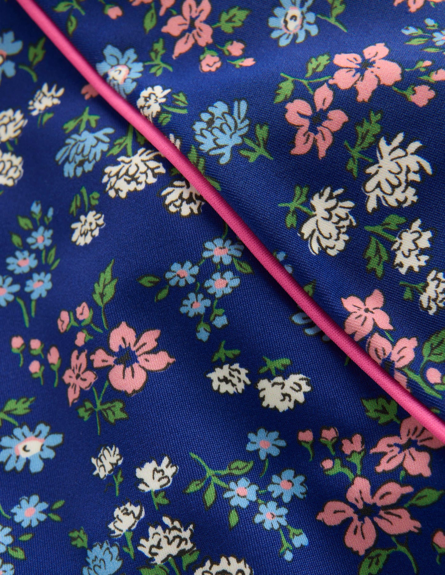 Gemustertes Badeshirt mit Sonnenschutz-Saphirblau Wiese Blumenmuster