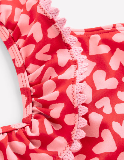 Bikini col V à volants-Motif Collage Hearts rouge rockabilly-3
