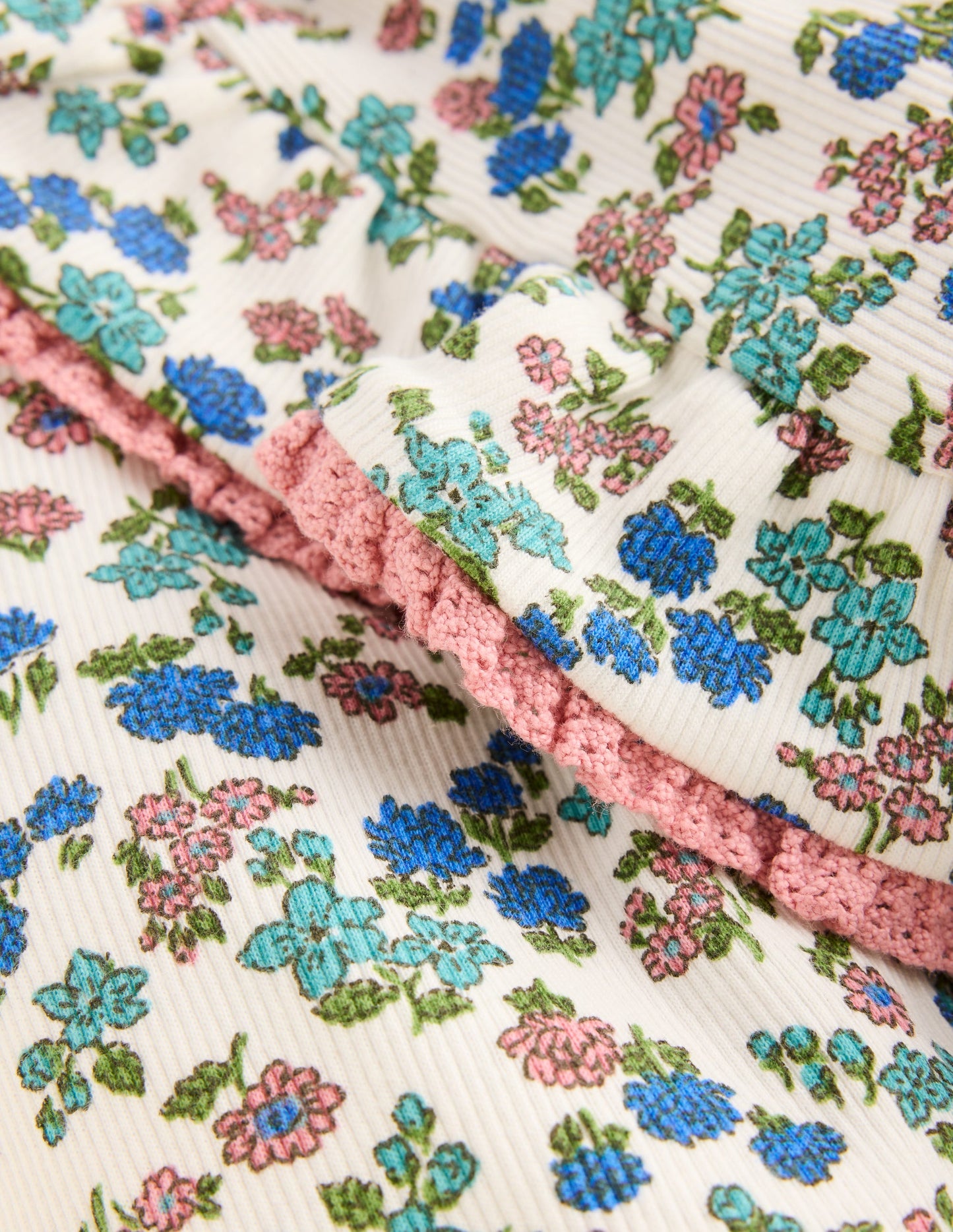 Ensemble avec tunique côtelée-Motif floral ivoire doux