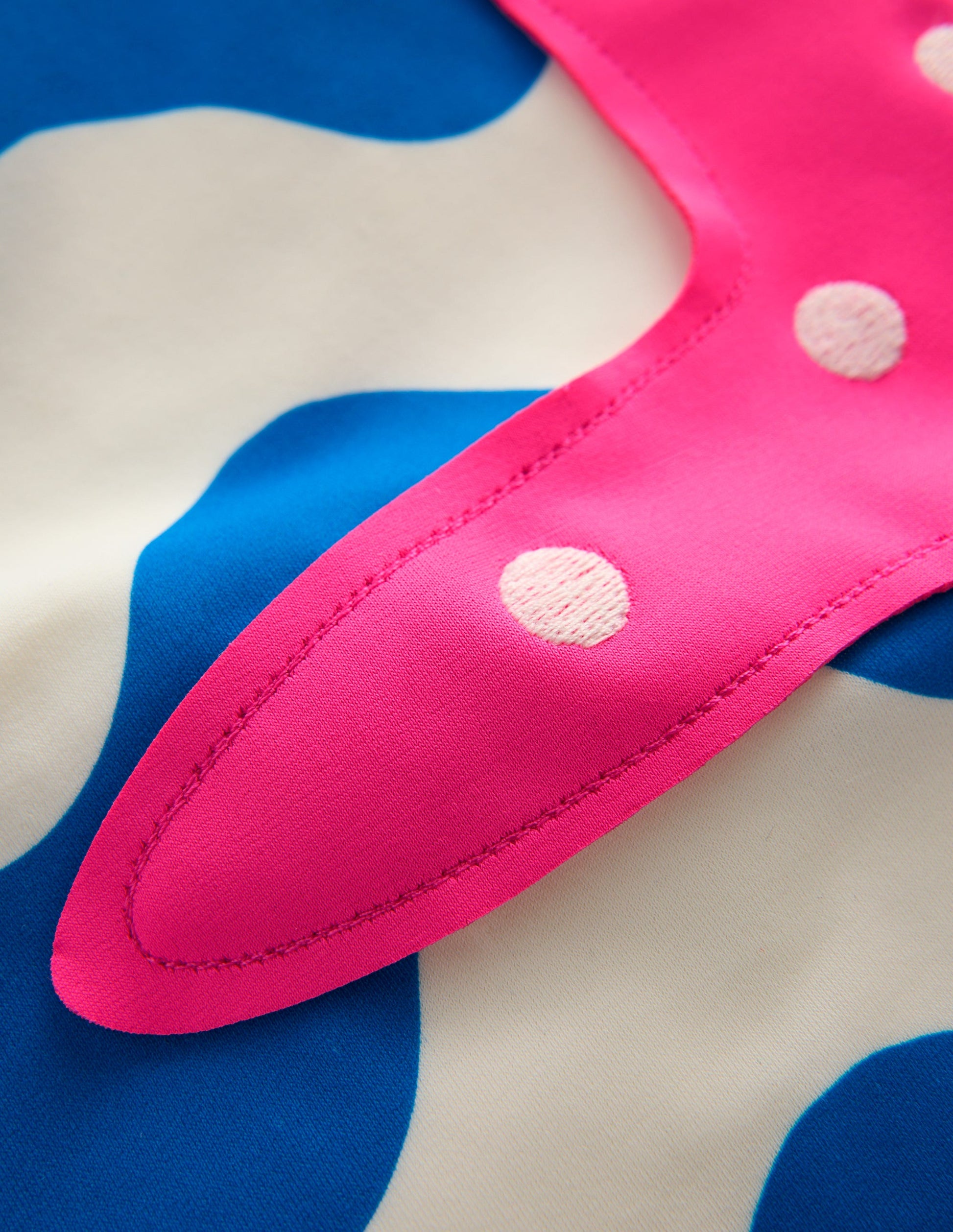 Badeanzug mit einem Träger und Applikation-Eisvogelblau Wellen Seestern-3