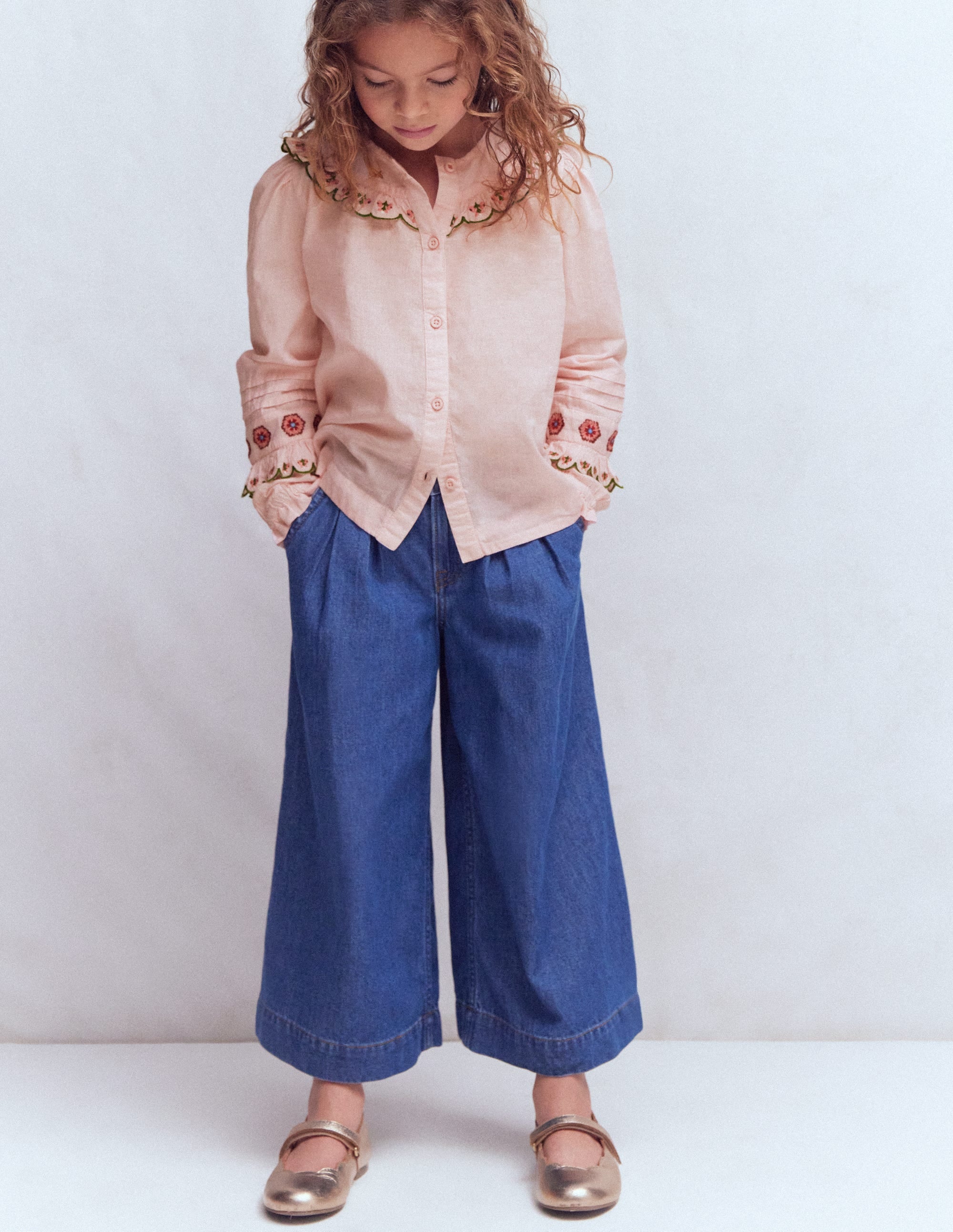 Bluse mit Rüschenpasse-Lotus Stickerei - Image 2