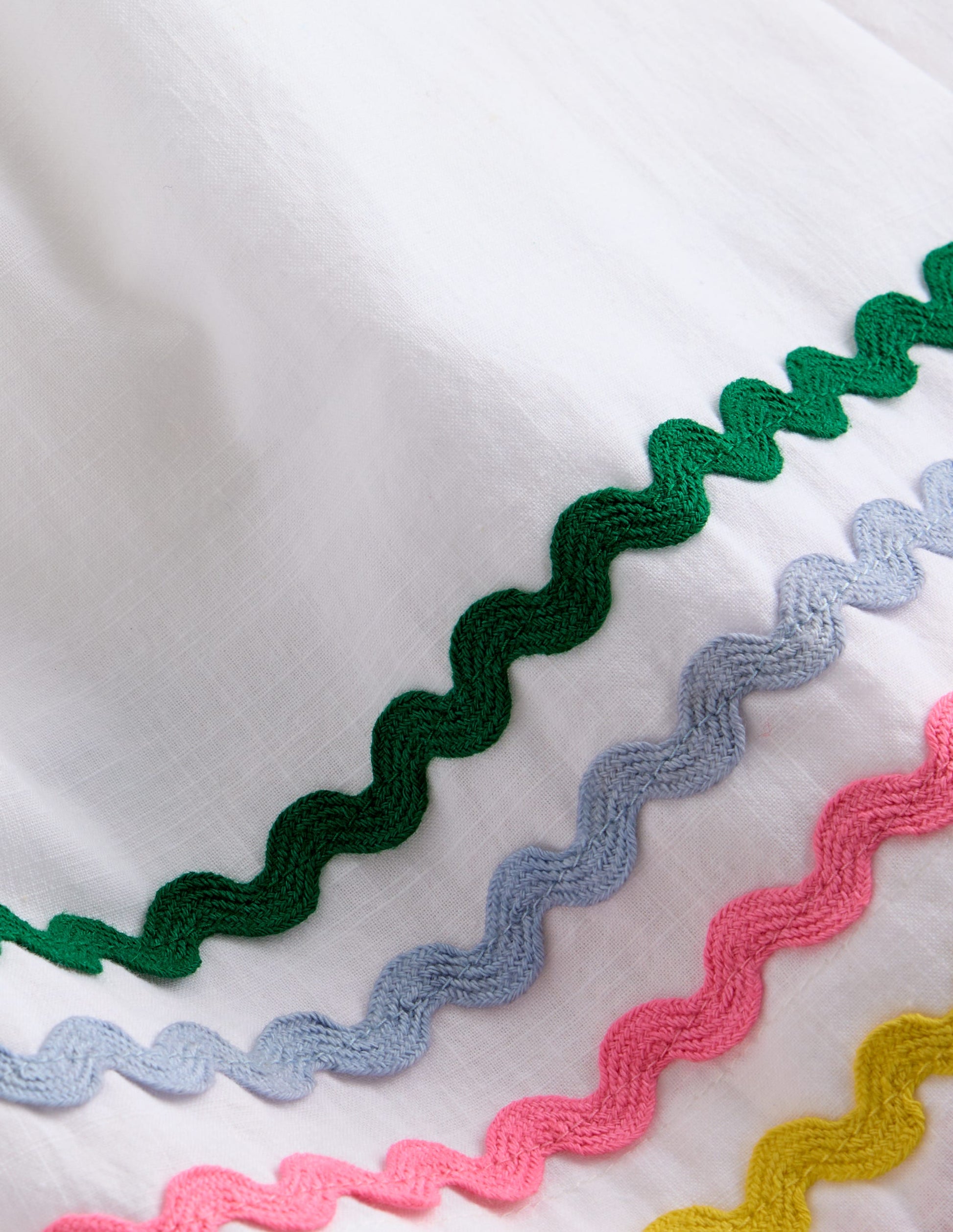 Gewebtes Kleid mit Flatterärmeln-Sanftes Naturweiß-3