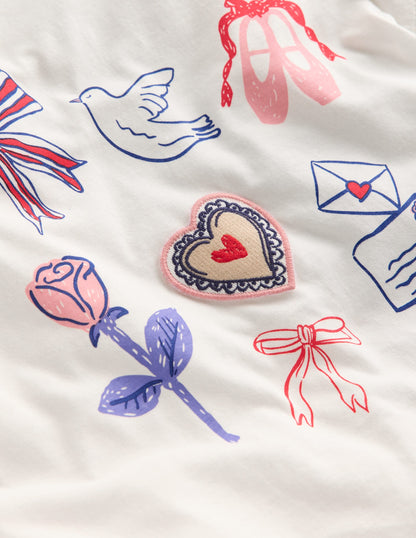 Joli T-shirt à volants-Motif Saint-Valentin blanc-3