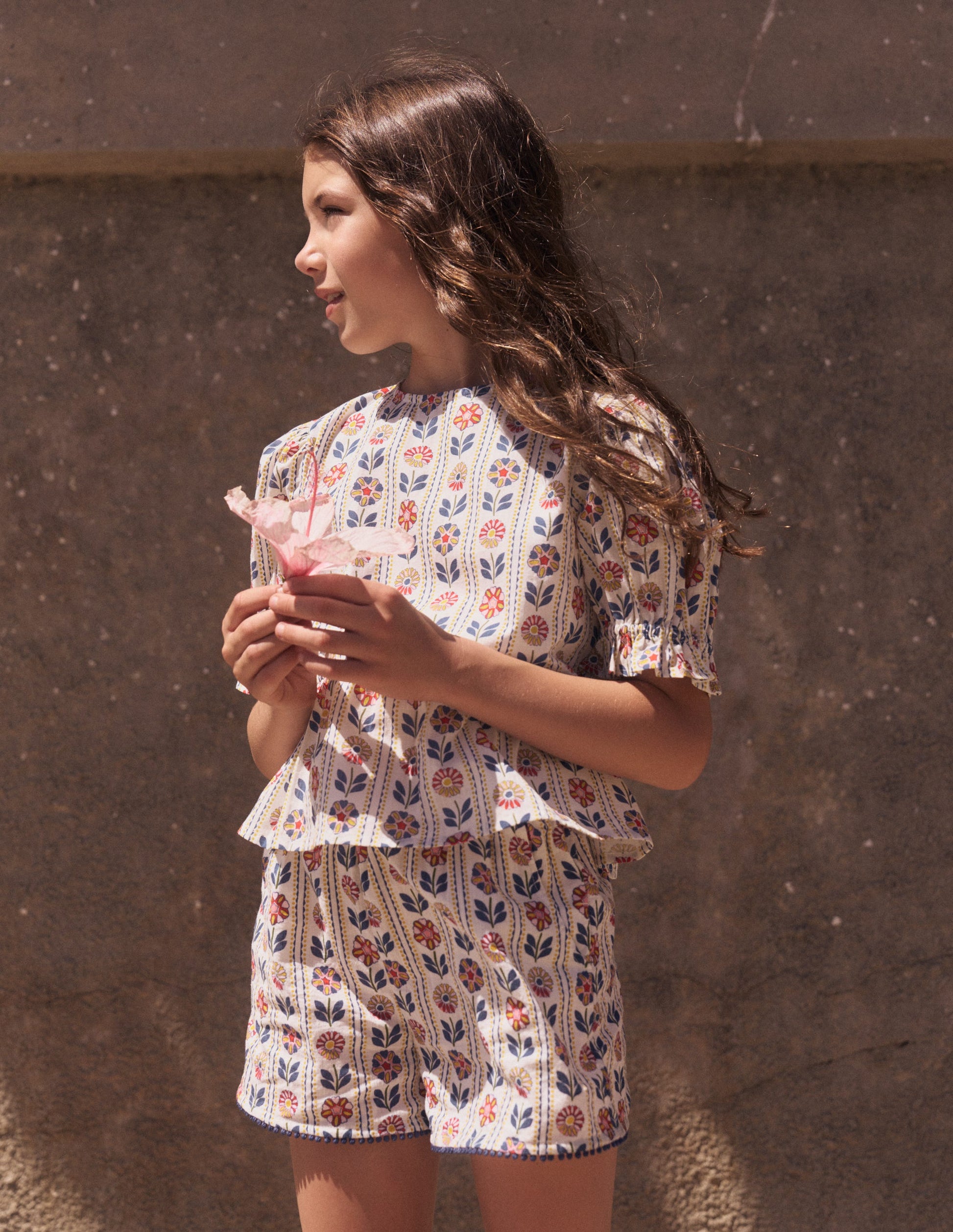 Pull-on Holiday Shorts-Ivory Floral Stripe-1