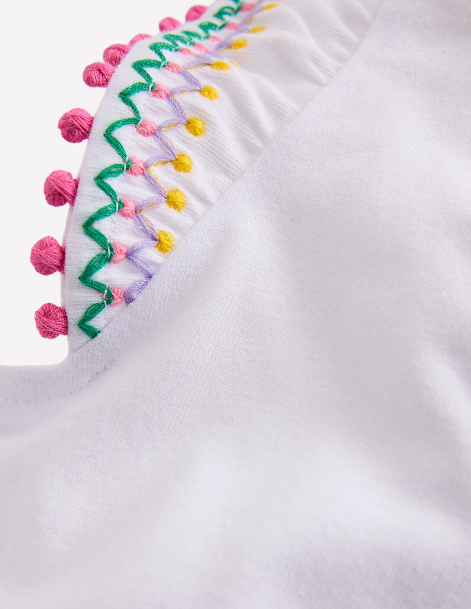 Top à manches virevoltantes et détails-Blanc-3