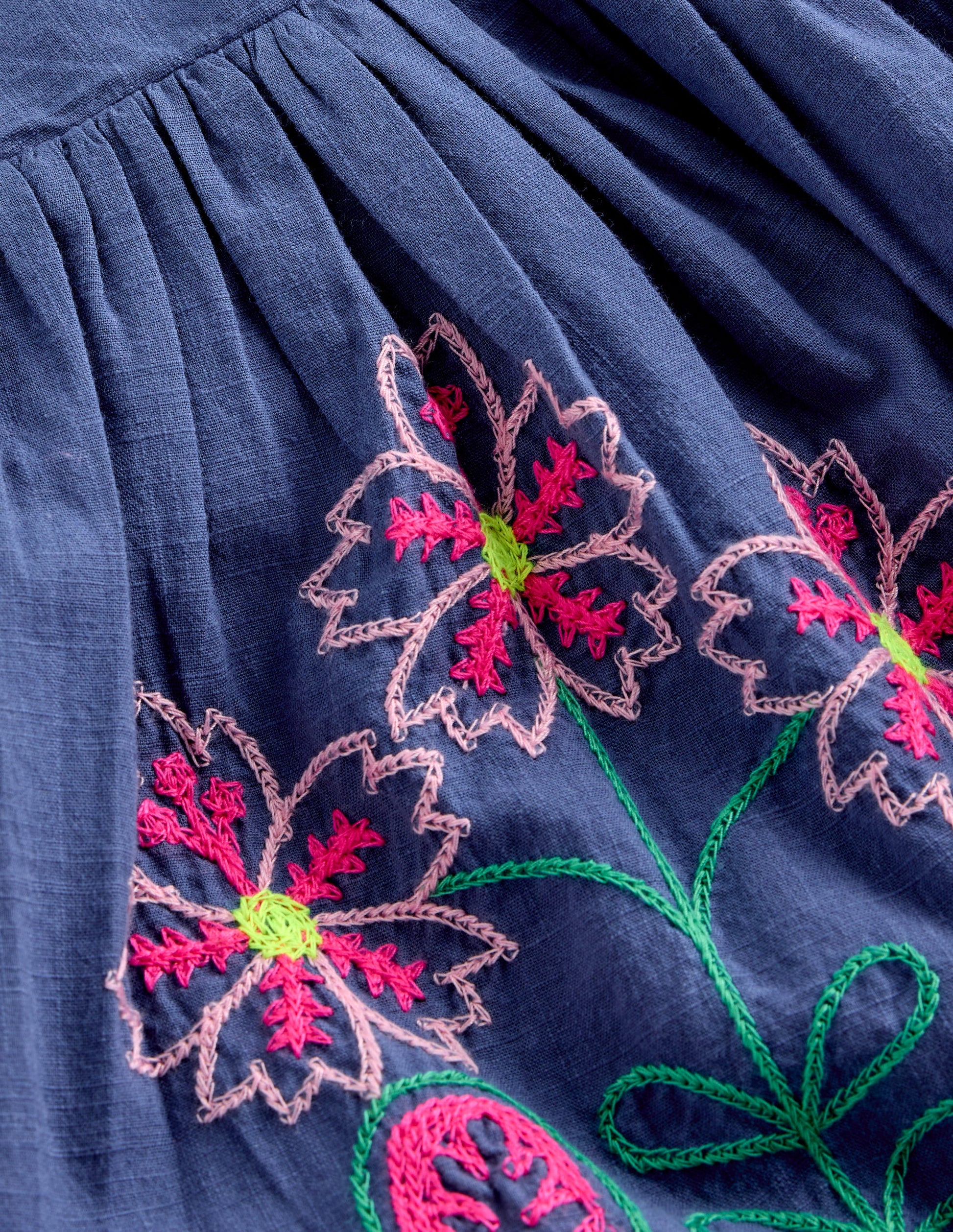 Annalisa Sommerkleid zum Herumwirbeln-Denim-Blau Stickerei-3