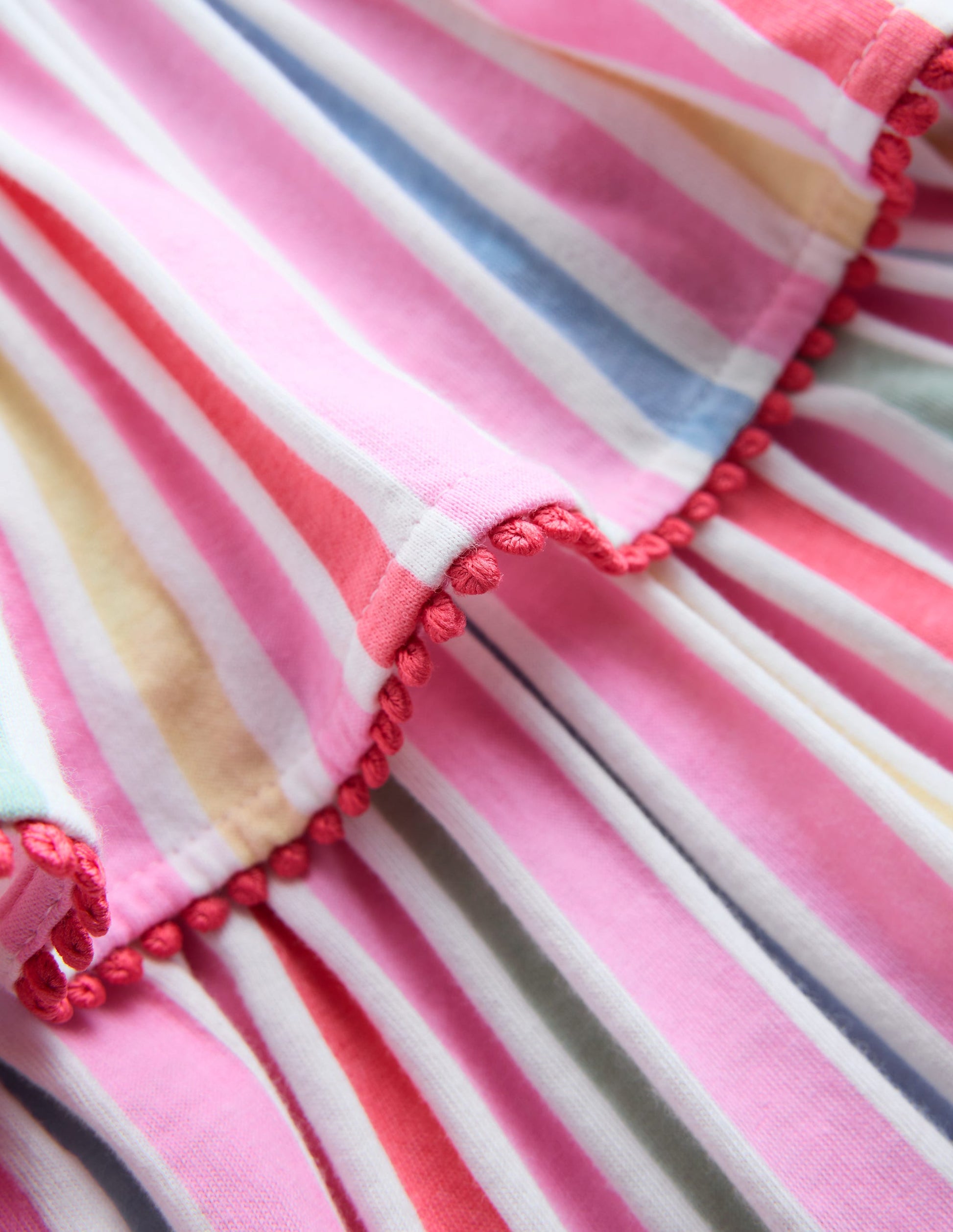 Gestuftes Jersey-Sommerkleid-Rosa mit Streifen-3