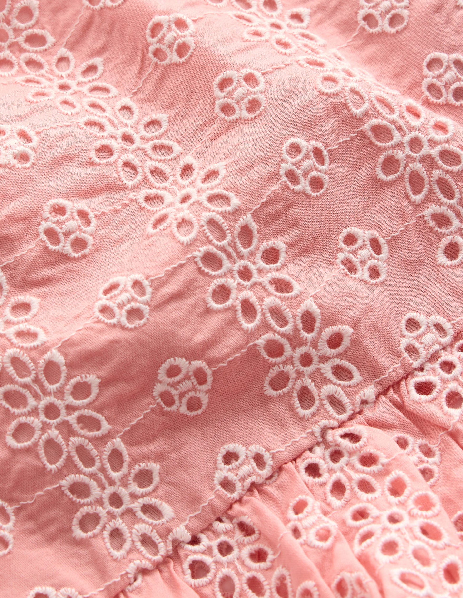 GEWEBTES OBERTEIL MIT SCHÖSSCHEN-Mandelrosa Lochstickerei-4