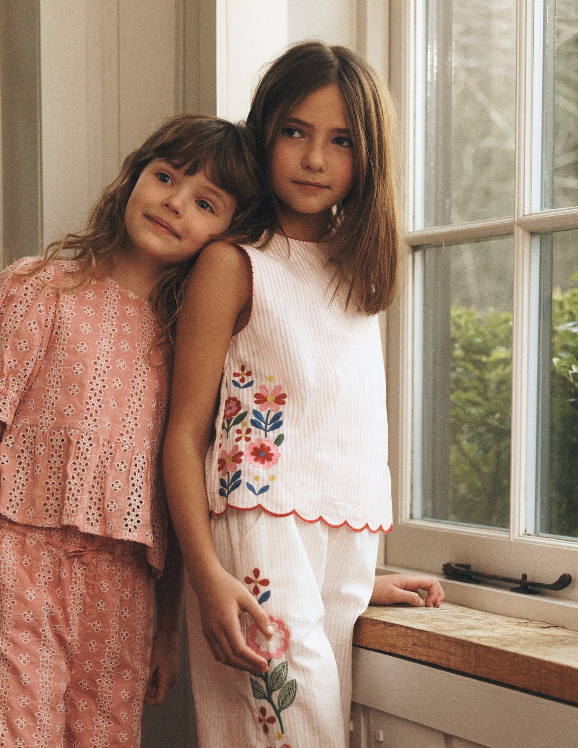 Gewebtes Top zum Überwerfen-Kreiderosa/Naturweiß Blumenmuster-4