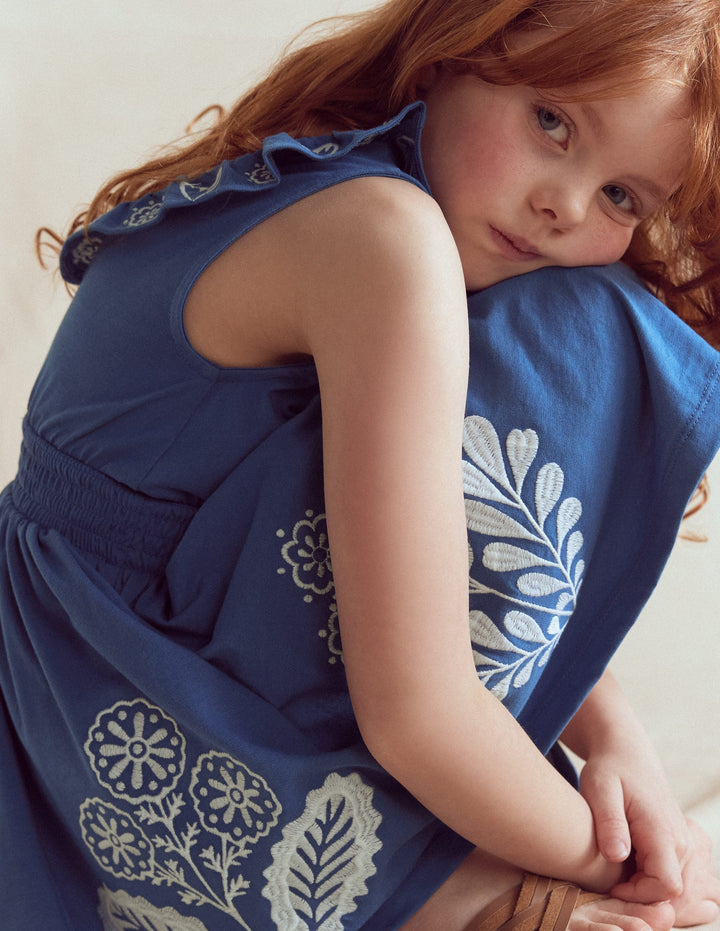 Besticktes Kleid mit V-Ausschnitt am Rücken-Leuchtendes Blau Stickerei