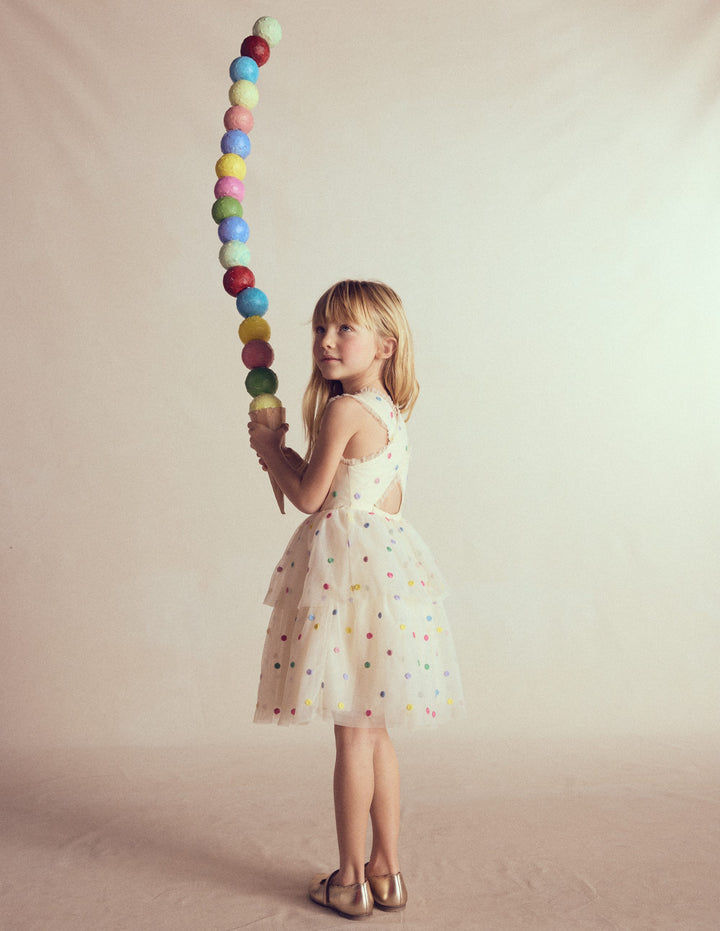 Gepunktetes Kleid für besondere Anlässe-Sanftes Naturweiß Bunt Punkte