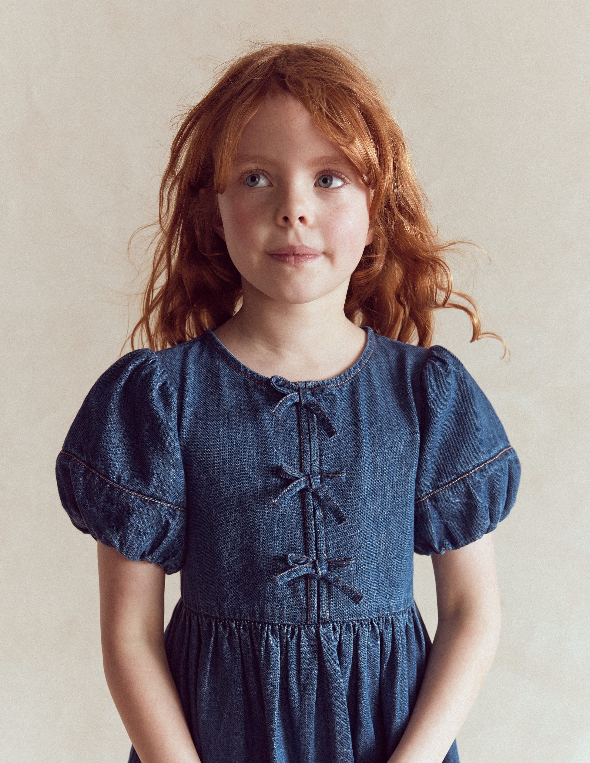 Gewebtes Kleid mit Schleife vorn-Mittlere Mischung Denim-2