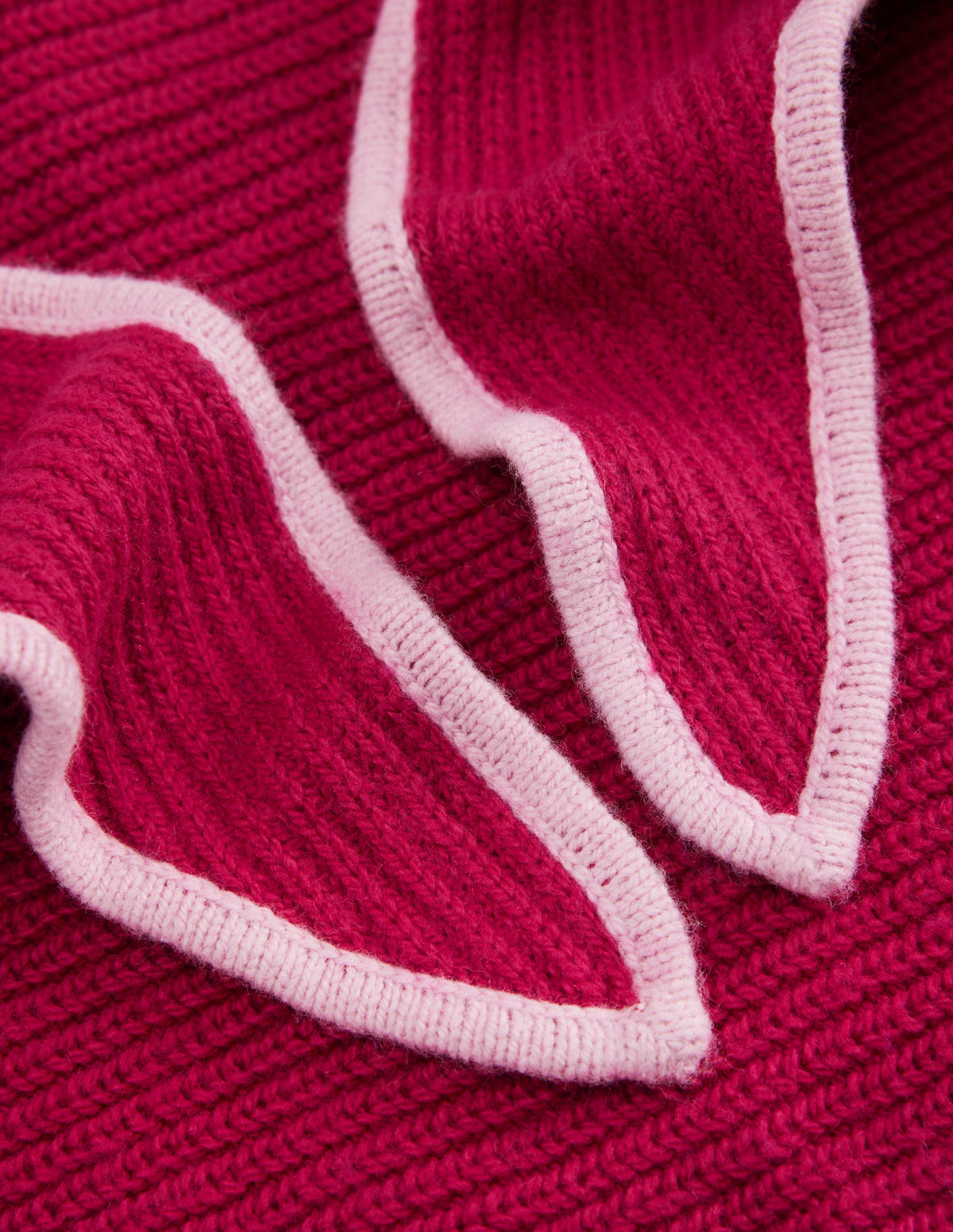 Strickschal im Triangel-Style-Rot Knospen-2