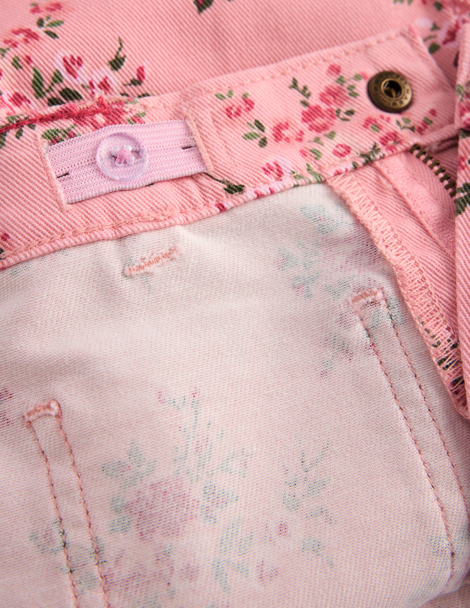 Gerade Jeans mit aufgesetzten Taschen-Rosa Quarz Weiches Blumenmuster-5