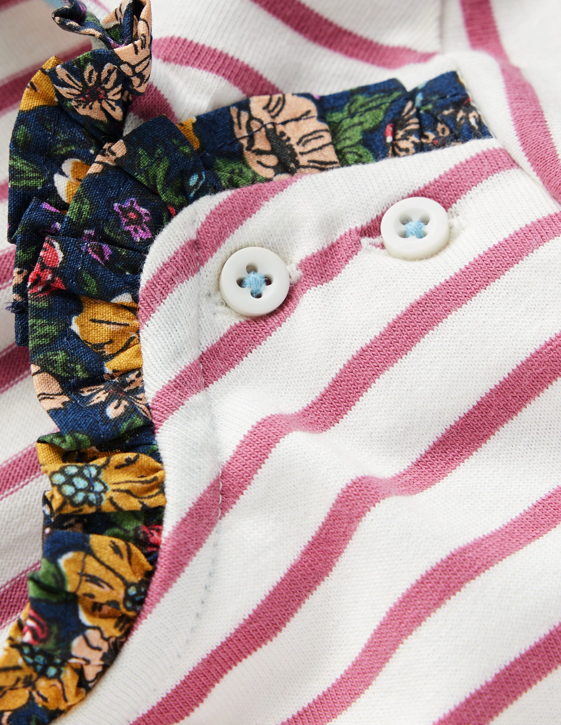 Bretonshirt mit Rüschenausschnitt-Rosa mit Streifen-3