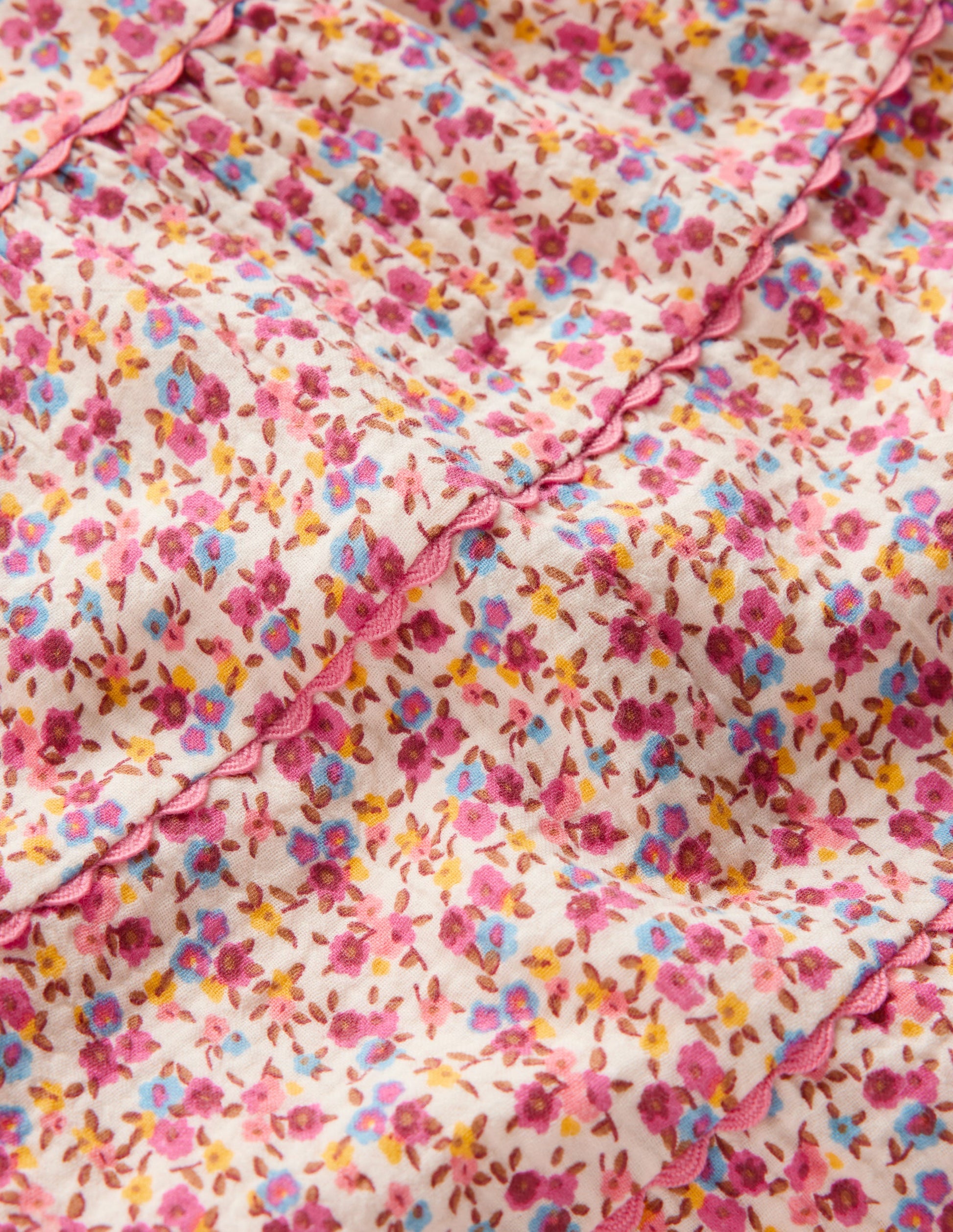 Gestuftes Kleid mit Zackenlitze-Neonrosa Kleines Blumenmuster-3