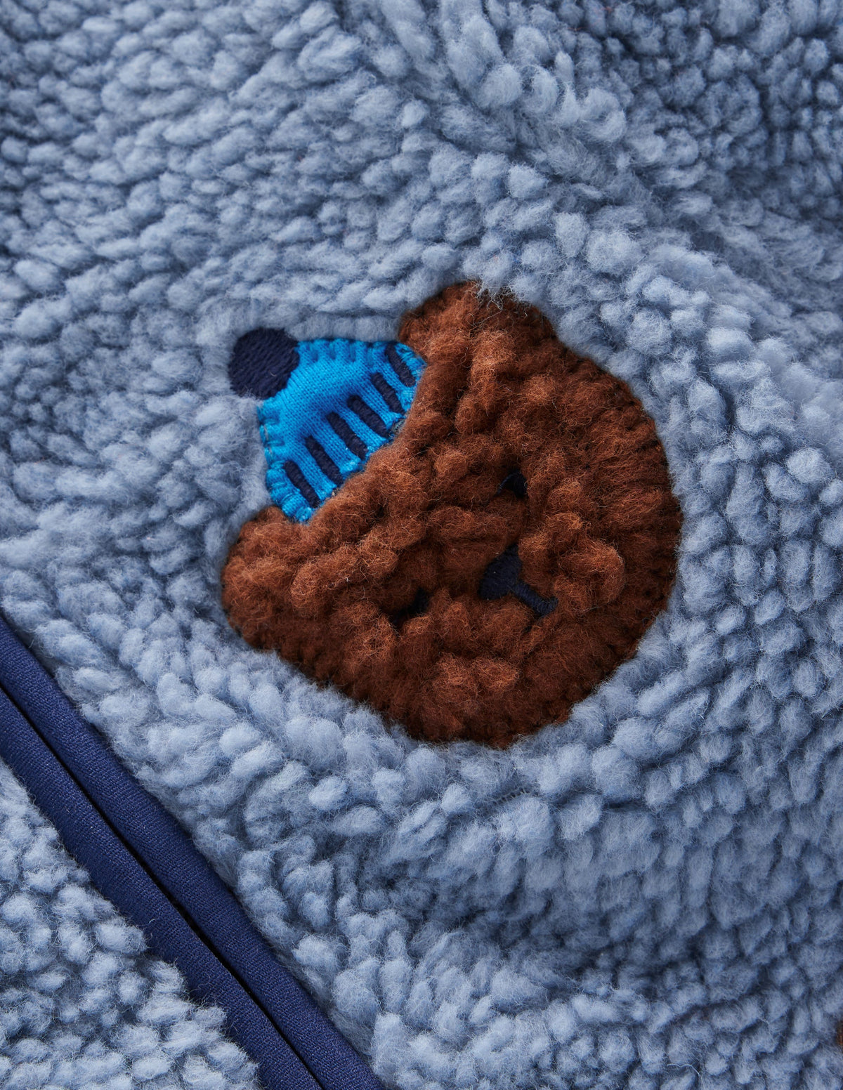 Kuschelige Teddyfell-Jacke-Blau Bären-Applikation-2