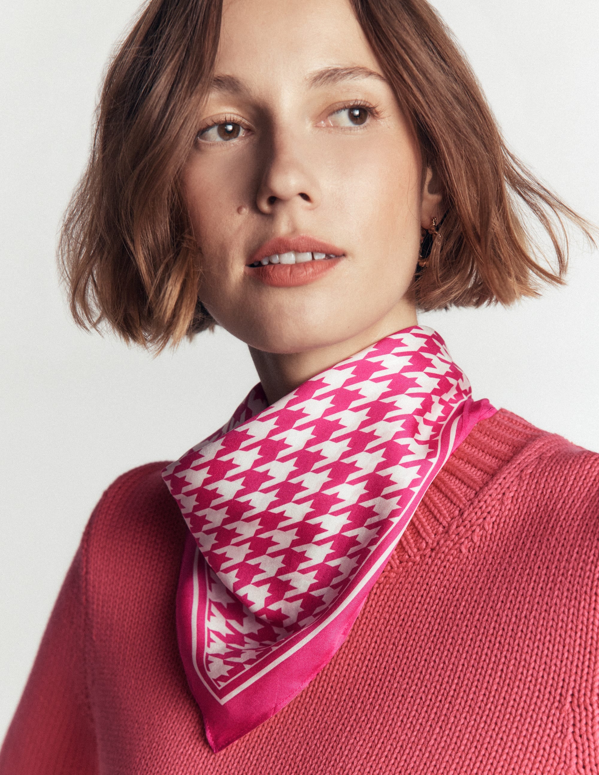 Elisabeth Quadratischer Seidenschal-Rosa Pfingstrose, Hahnentrittmuster - Image 2