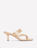 Zehenstegsandalen mit Kitten-Absatz-Gold