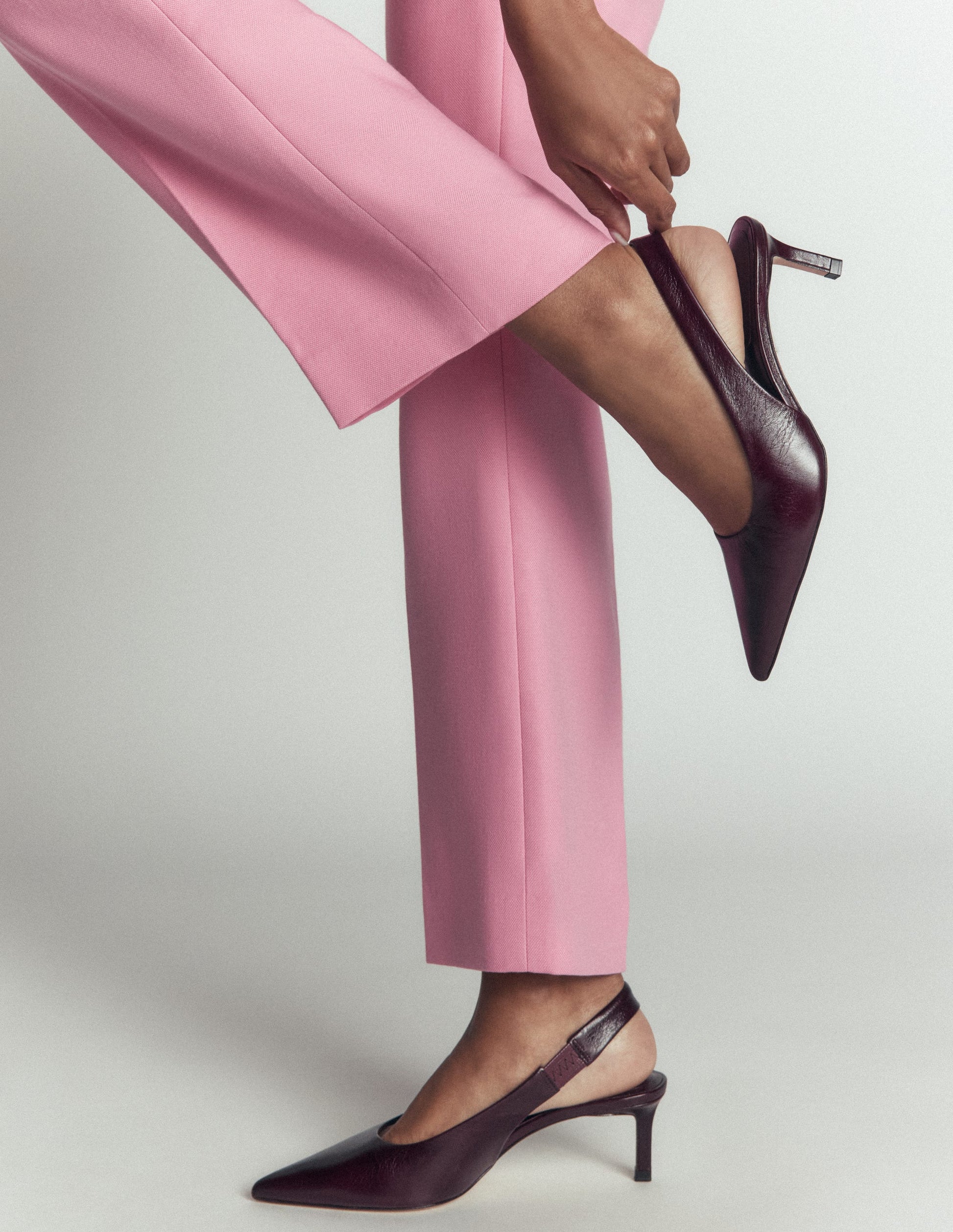 Hope Slingbacks mit Kitten-Absatz-Weinrot-1
