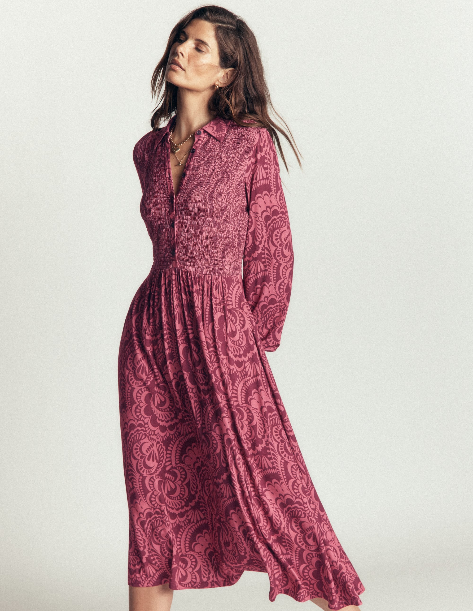 Camilla Gesmoktes Jerseykleid-Kastanienbraun, Blühendes Medley - Image 4