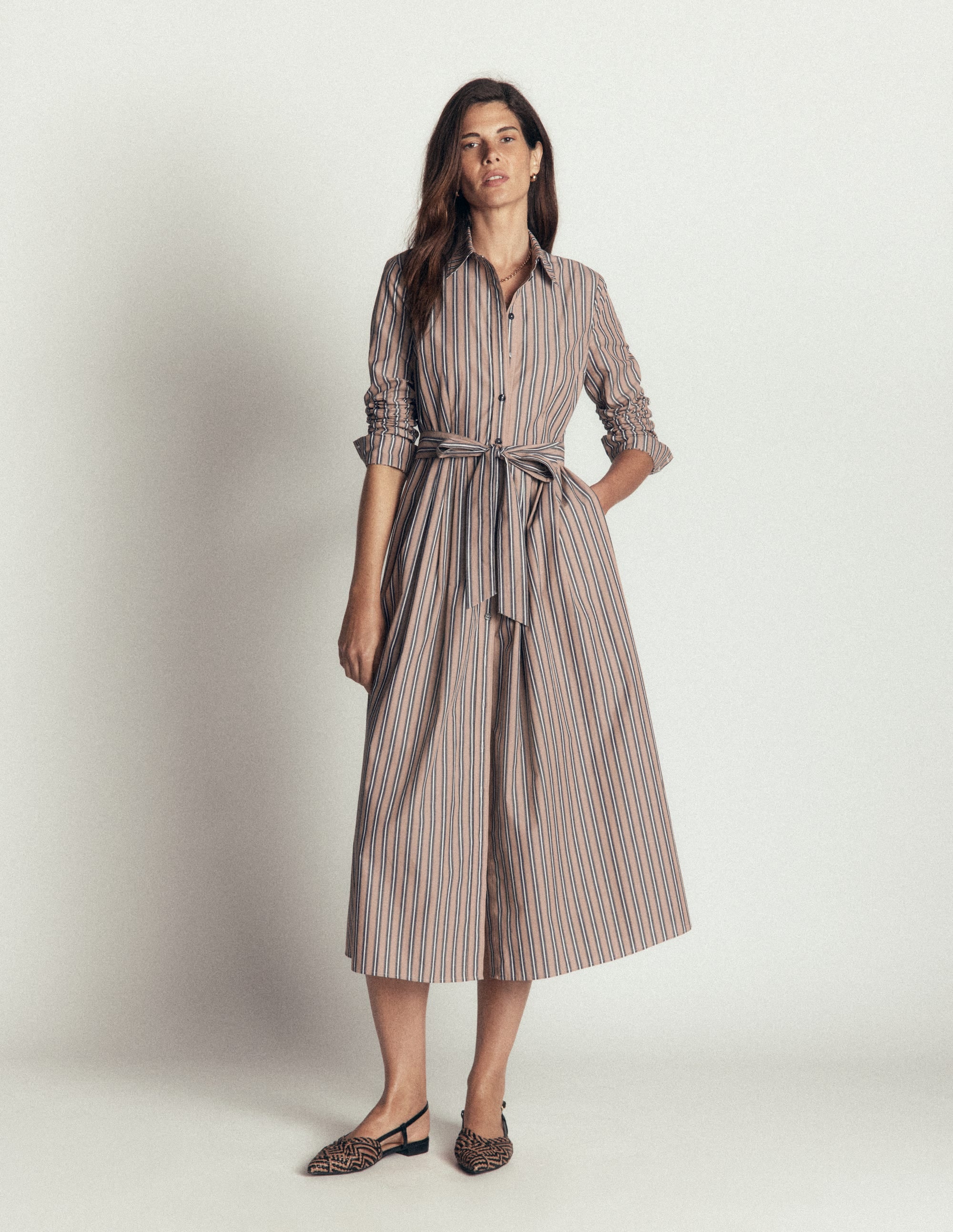 Robe-chemise midi Alexa en coton-Rayé tramway camel, bleu marine - Image 6