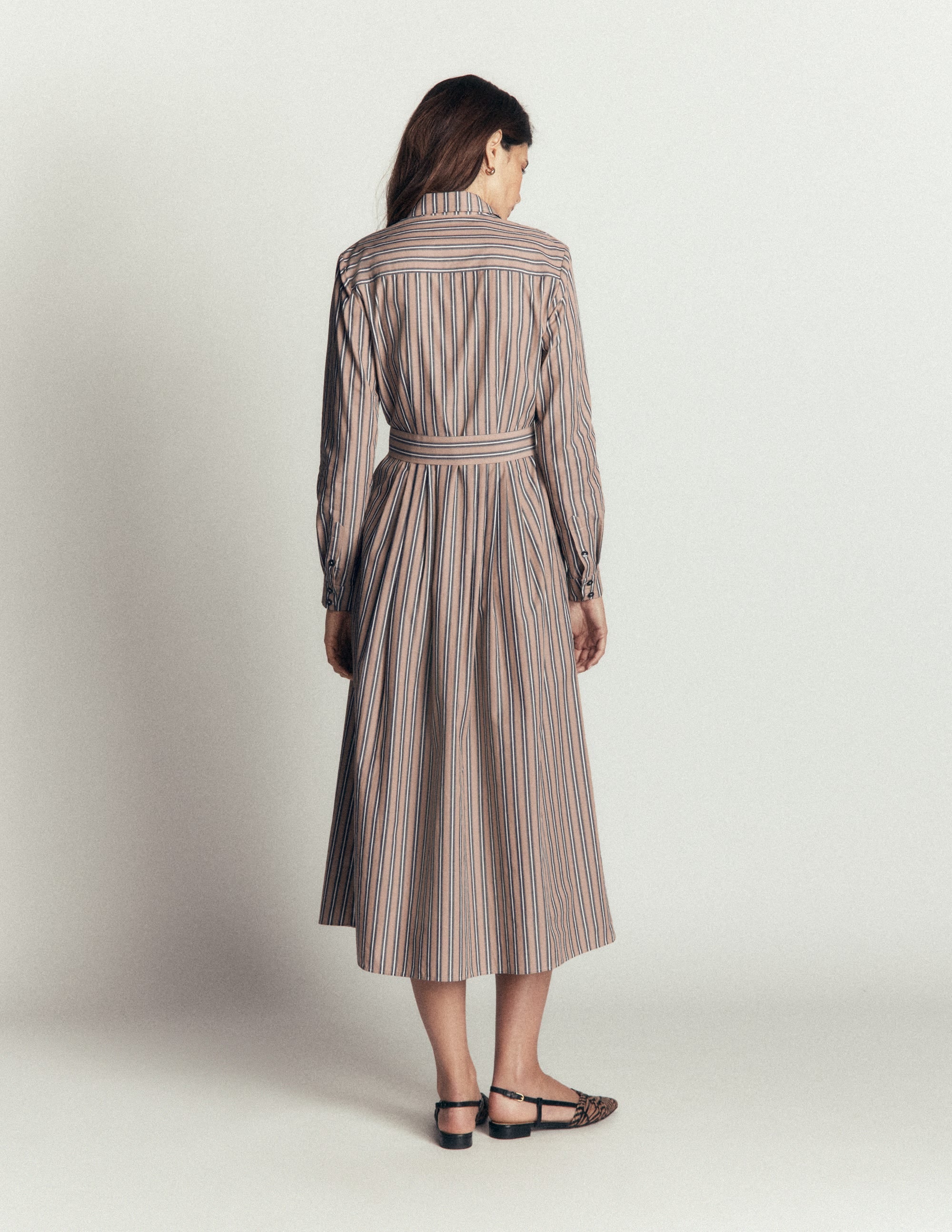 Robe-chemise midi Alexa en coton-Rayé tramway camel, bleu marine - Image 7