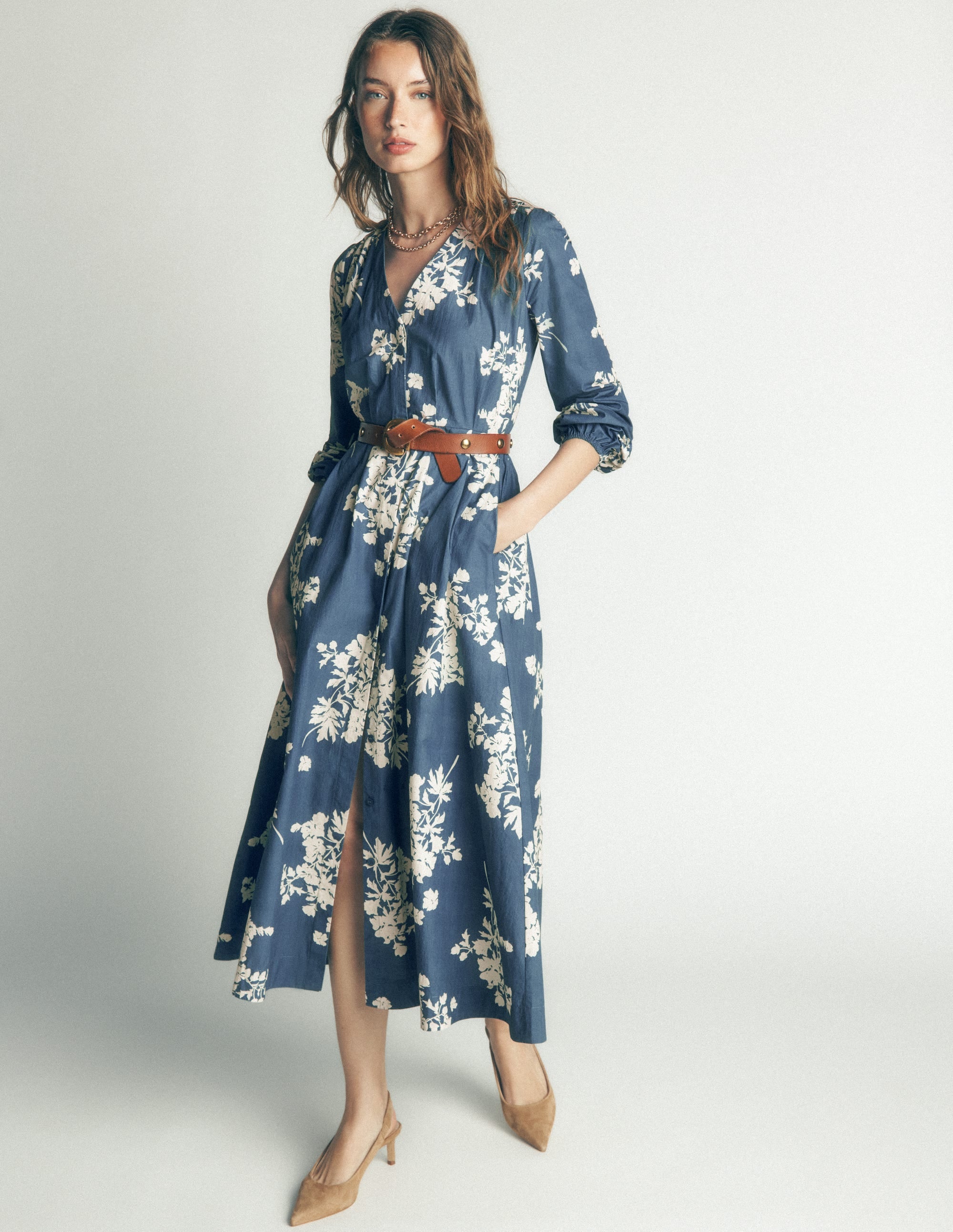 Nicola Baumwoll-Midikleid-Blau, Einzelne Blumensträuße - Image 4