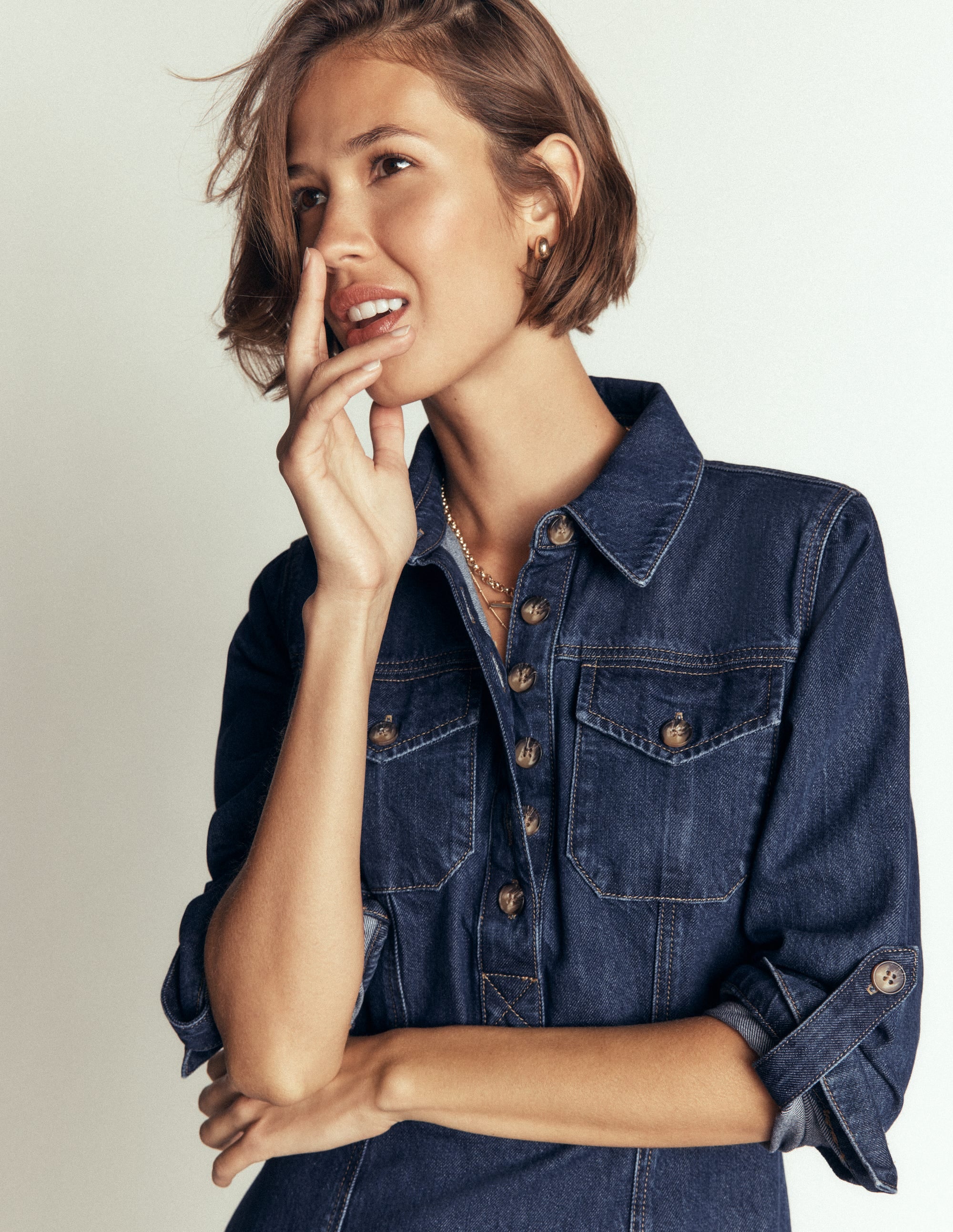 Fleur Kurzes Jeanskleid-Mittlere Mischung Denim - Image 2