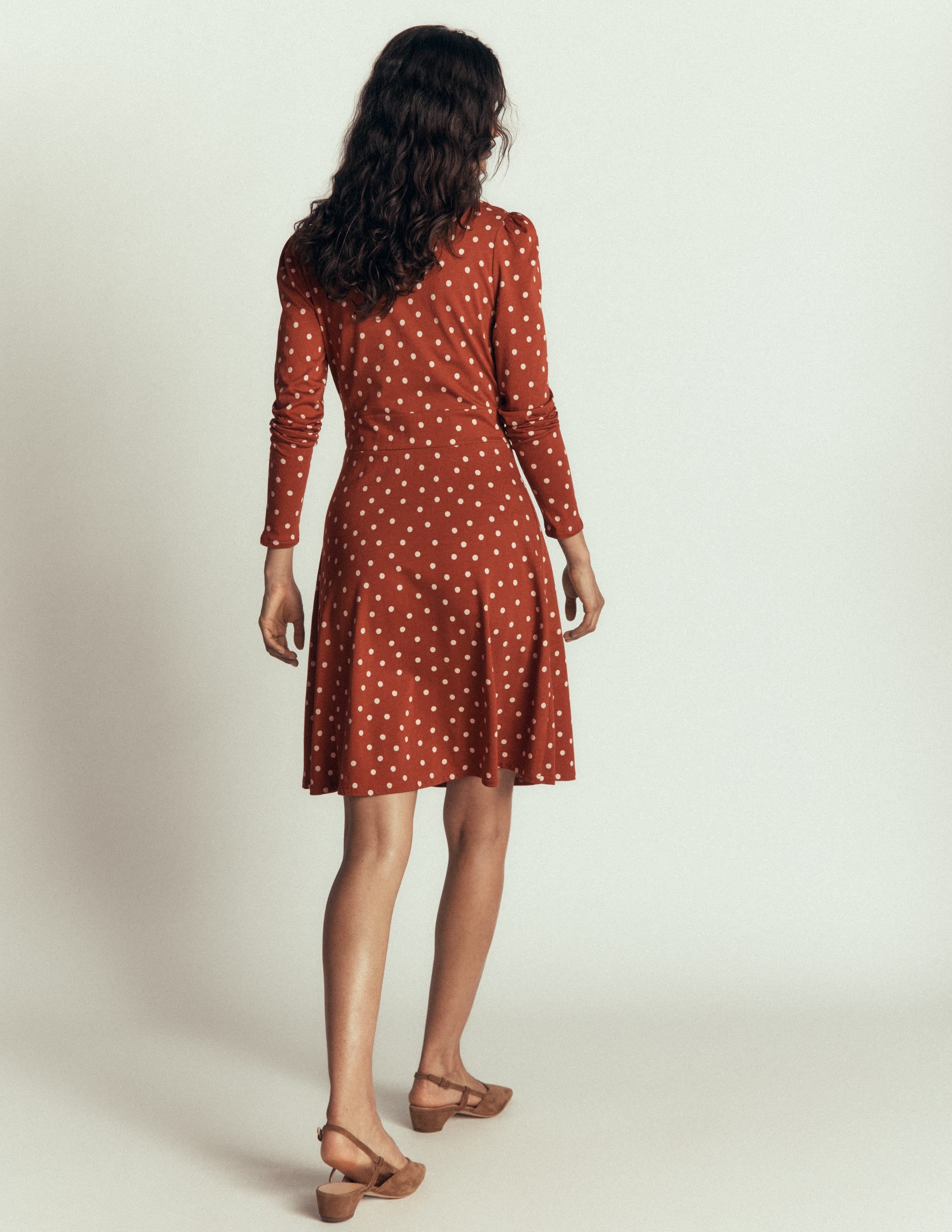 Briony Kurzes Jerseykleid-Arabisches Gewürz, Boden-Punkte - Image 3