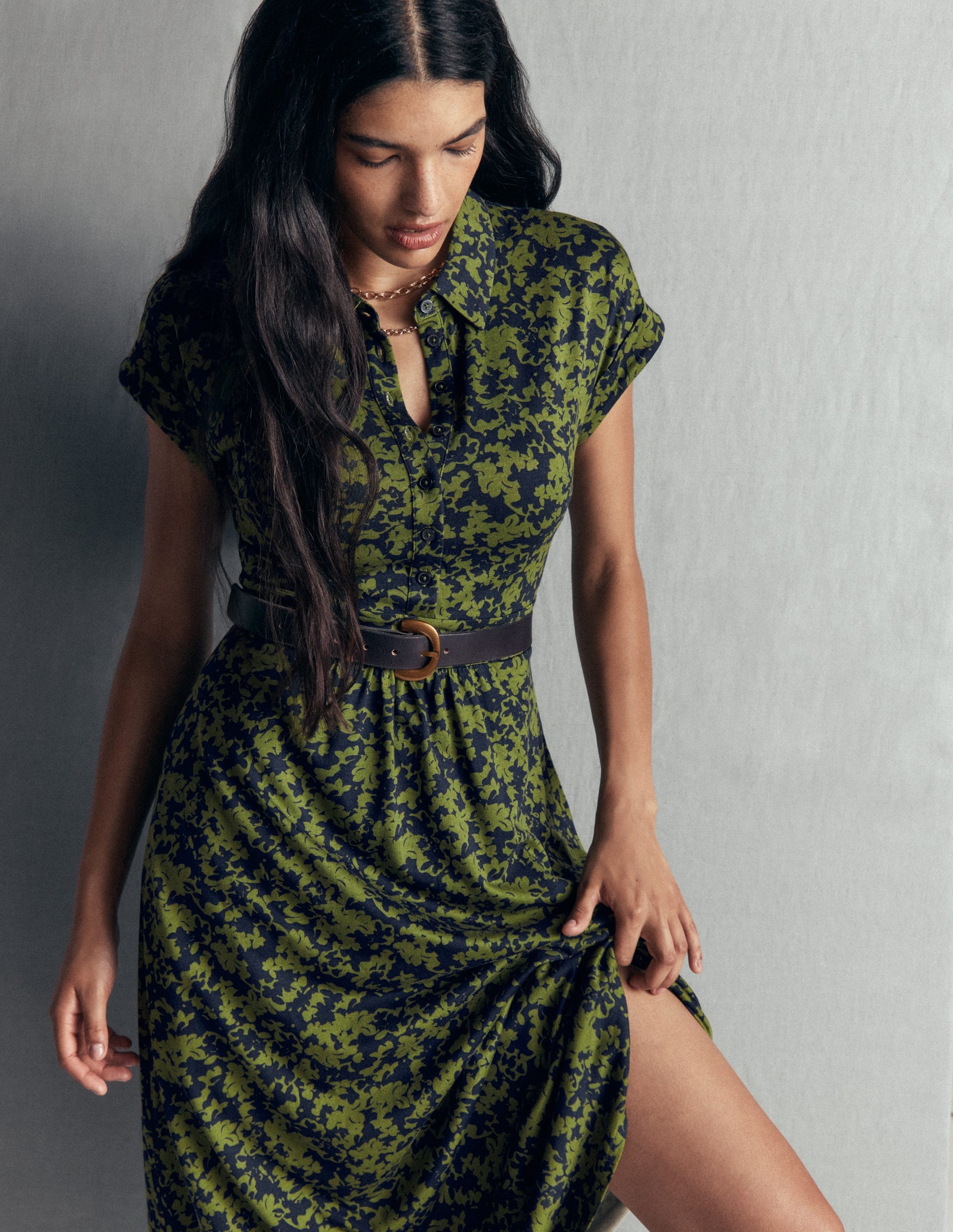 Robe-chemise Fae en jersey-Vert Brunswick, motif Sprayed Leaf-1