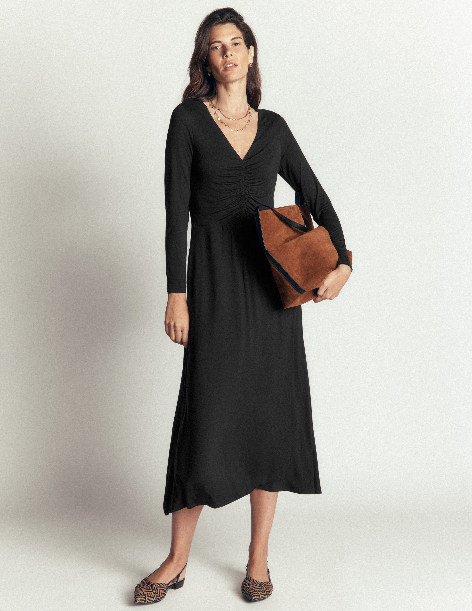 Jasmin Gerafftes Jerseykleid-Schwarz-4