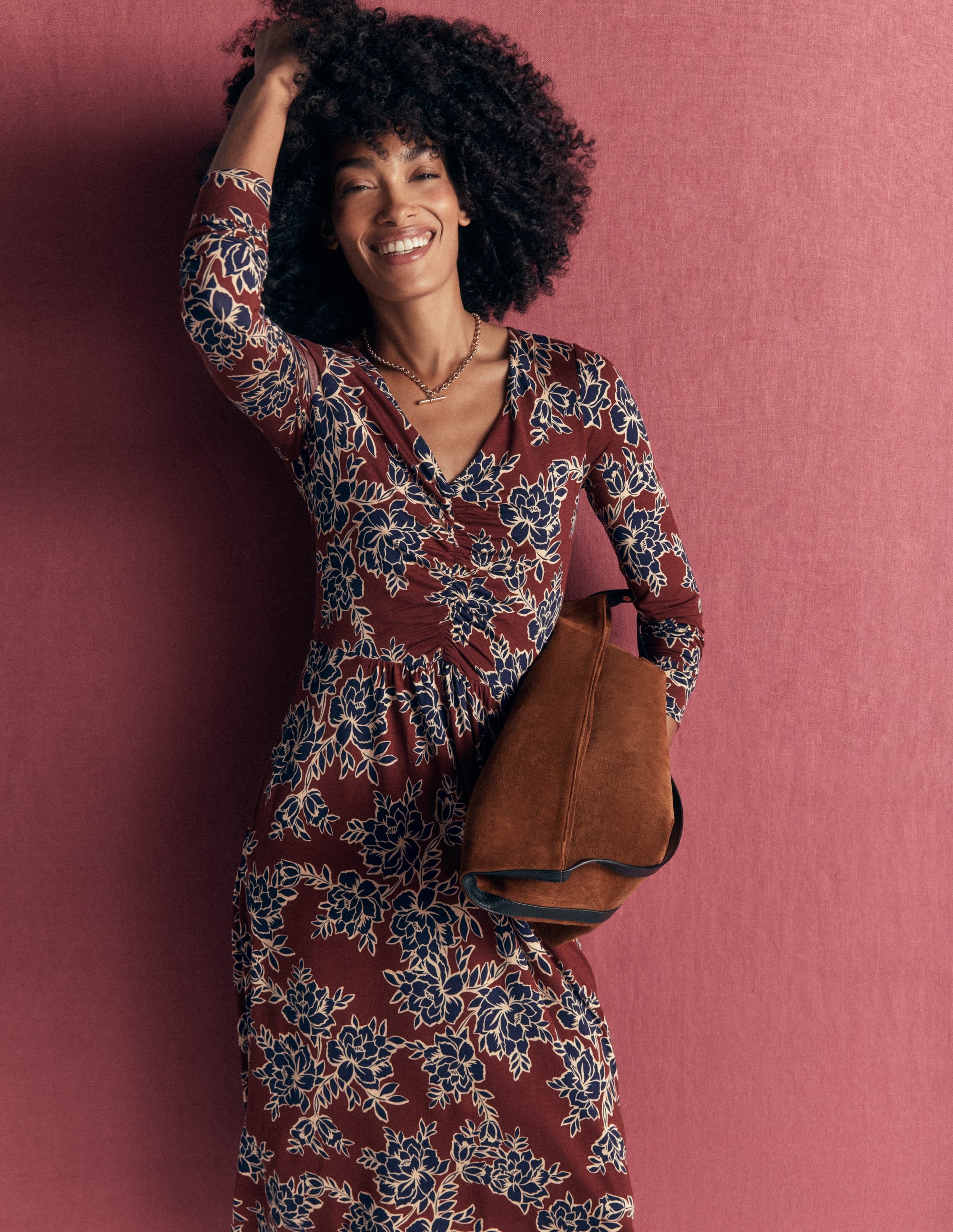 Robe Jasmine froncée en jersey-Chocolat chaud, motif Enchanted Peony - Image 2