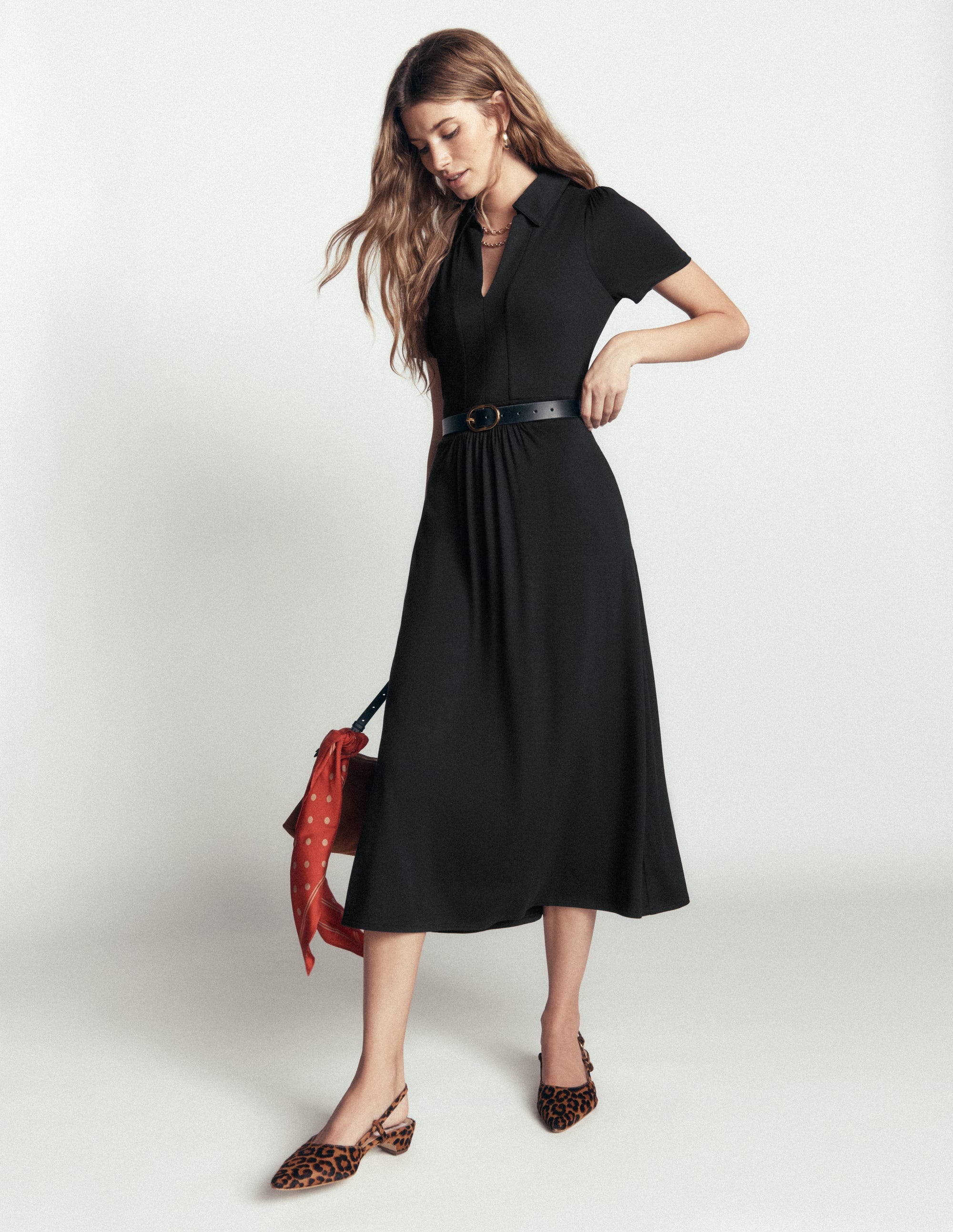 Heidi Midi-Teekleid aus Jersey-Schwarz - Image 4