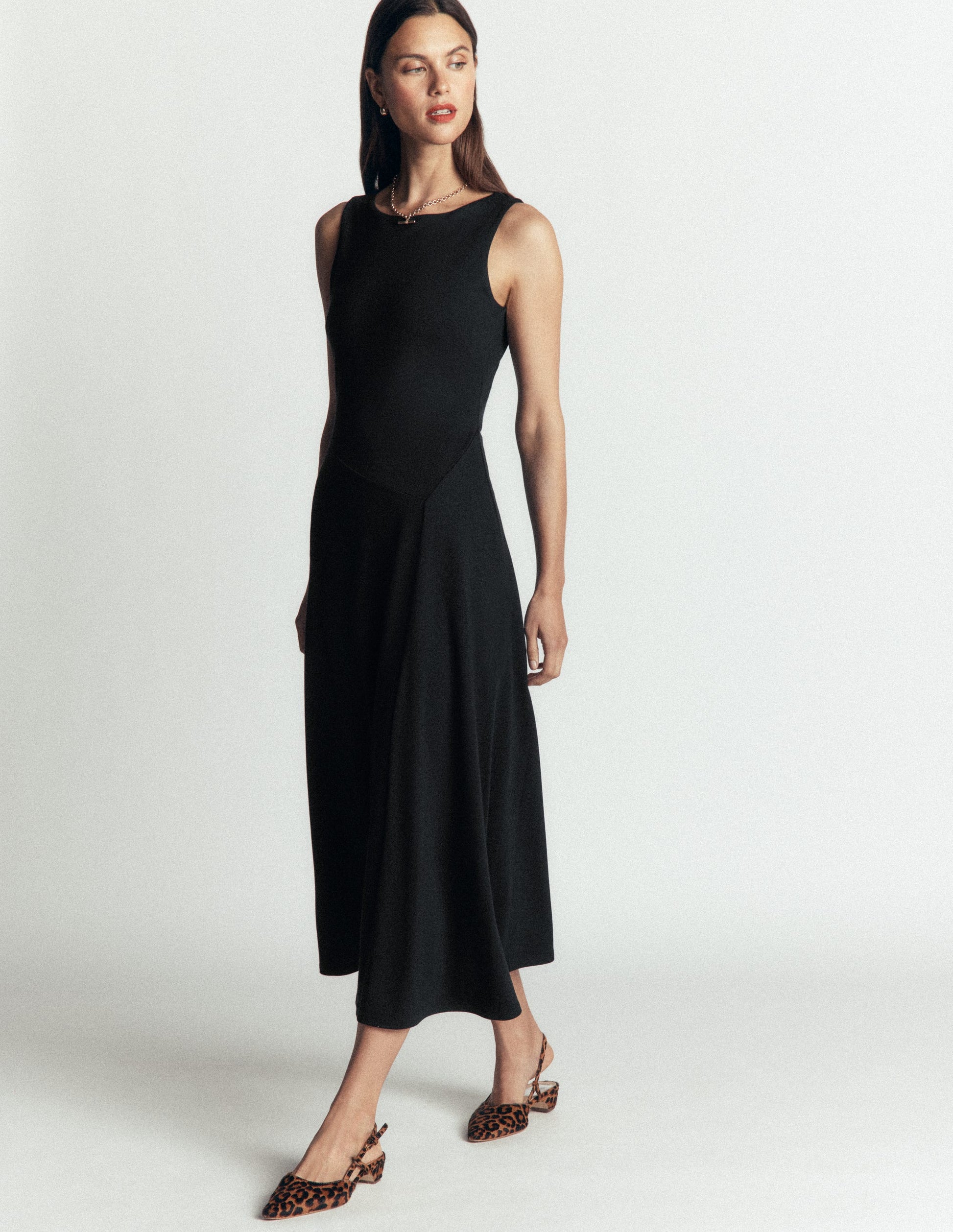 Robe midi asymétrique en point de Rome-Noir-1