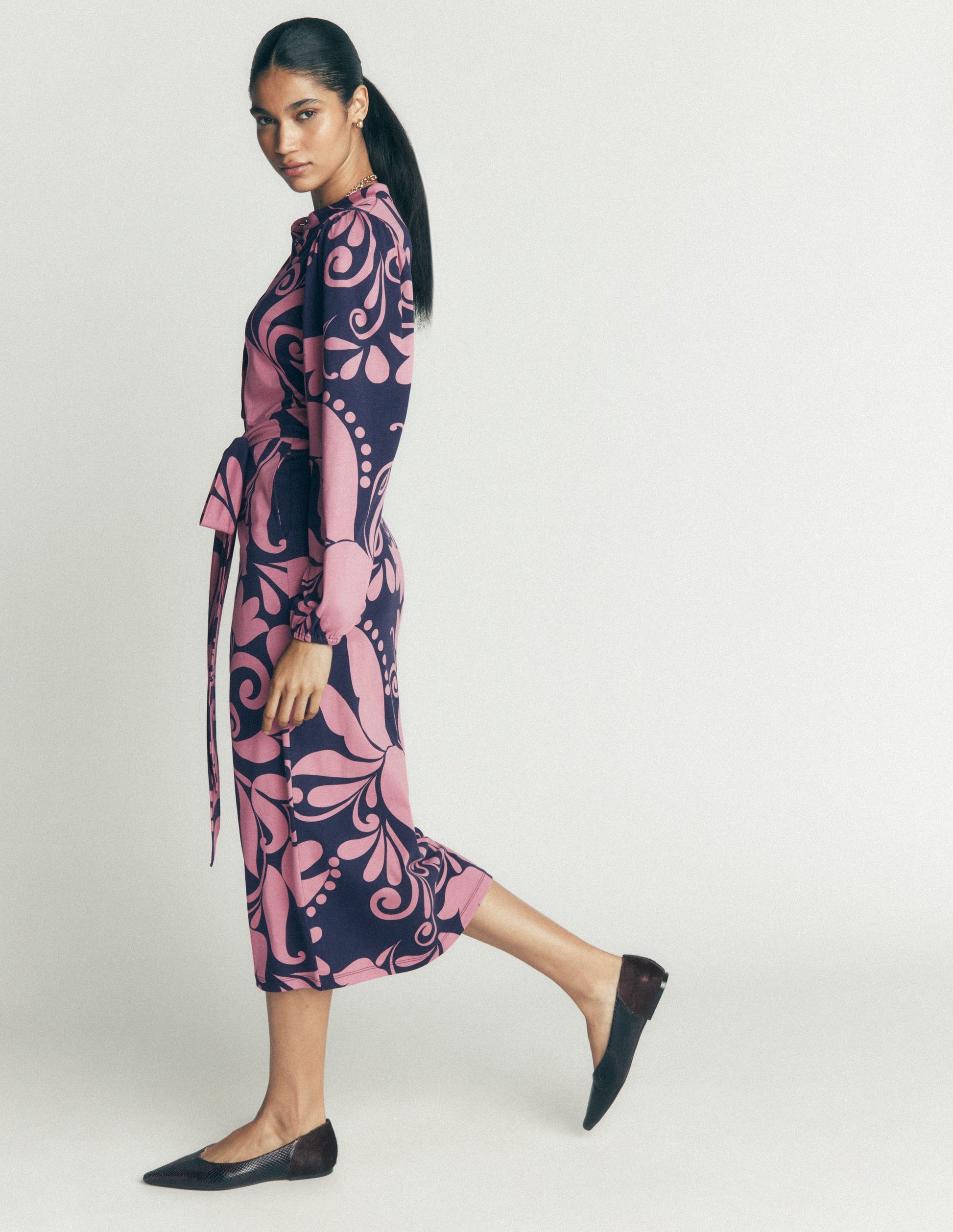 Eli Jersey-Midikleid mit Gürtel-Rosa Heidekraut, Blütenbrise-4