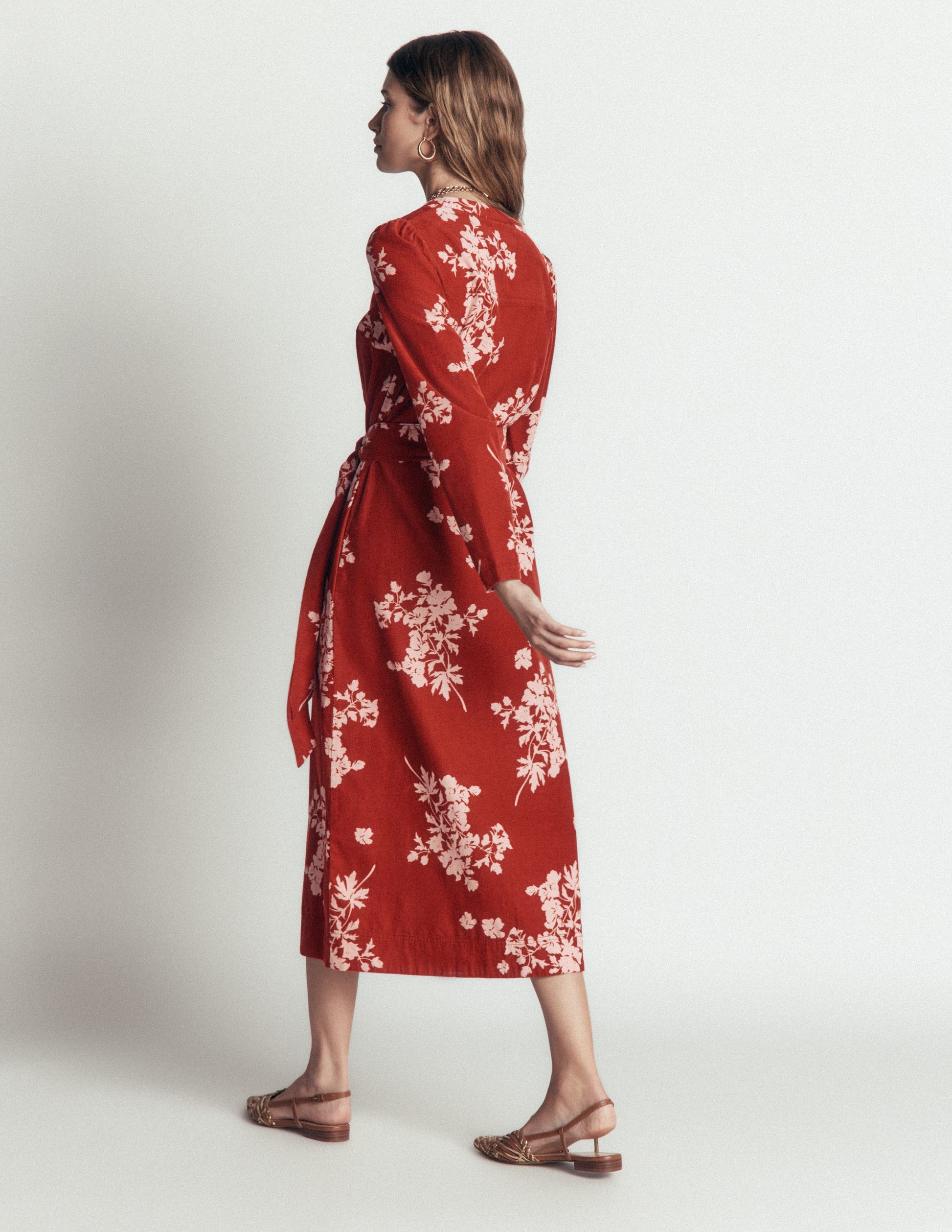 Louise Midi-Hemdblusenkleid aus Cord-Arabisches Gewürz, Einzelne Blumensträuße-5