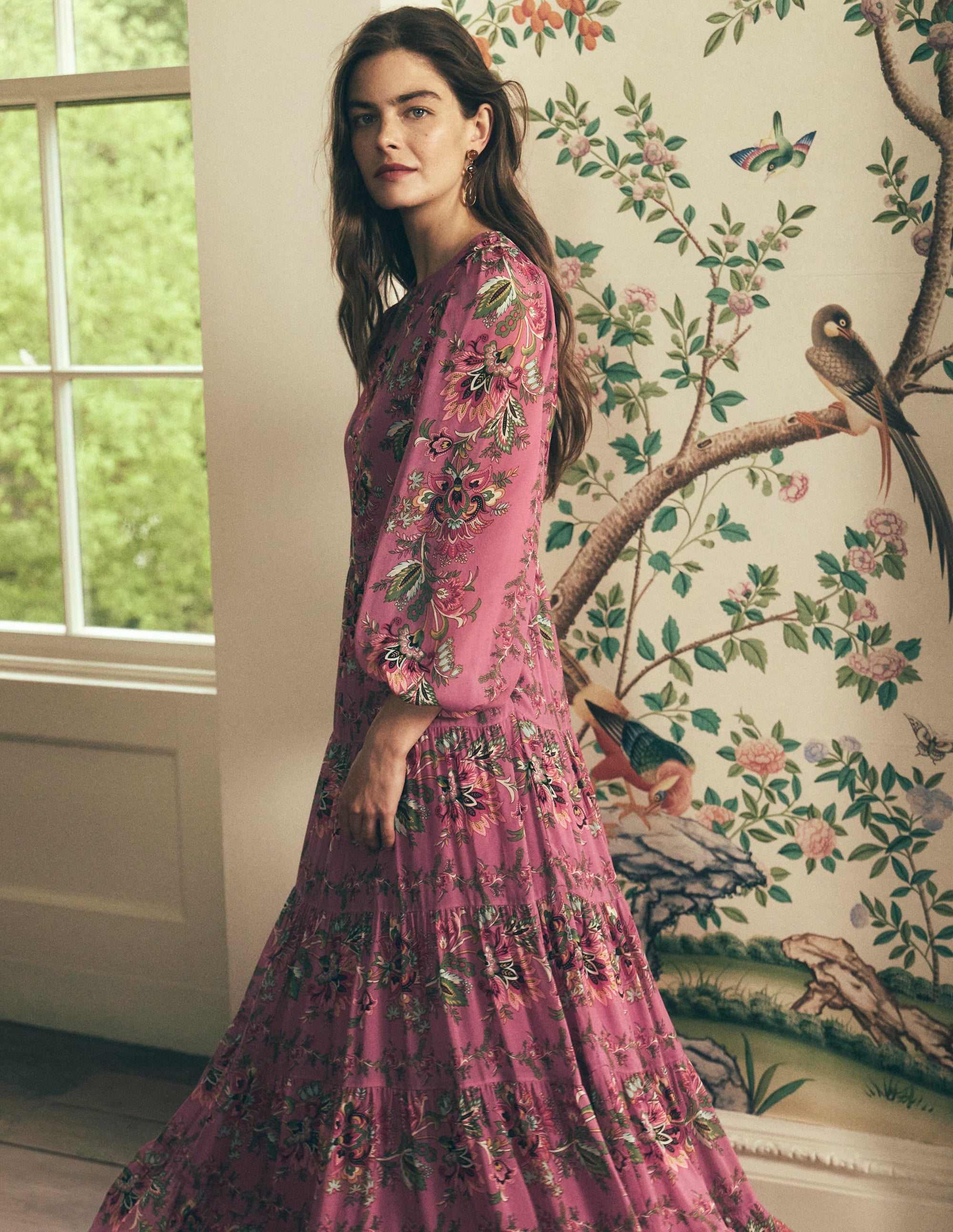 Buntes Maxikleid mit Stufen-Rosa Heidekraut, Gefrorenes Blumenmuster - Image 1