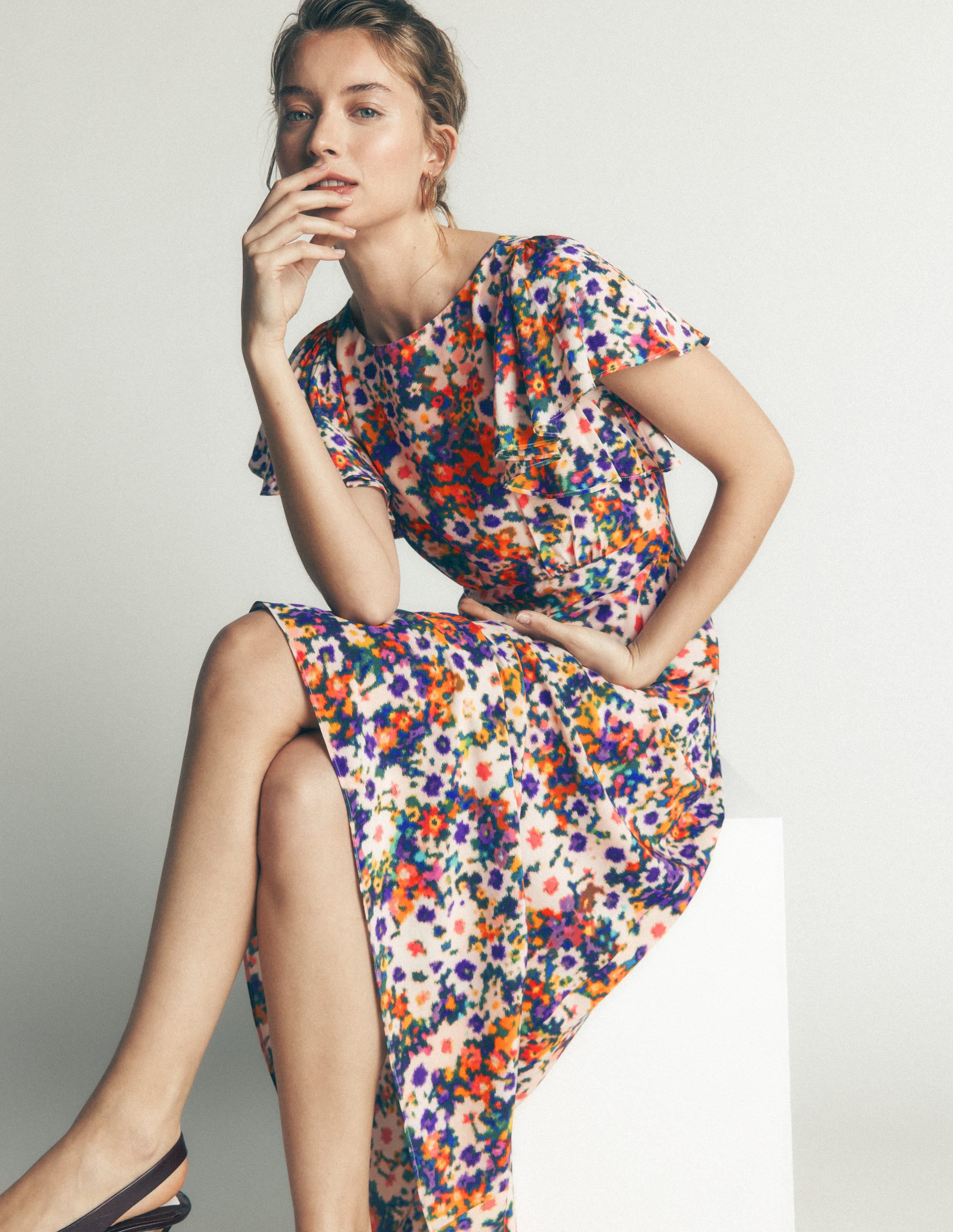 Kleid mit drapierten Ärmeln für besondere Anlässe-Bunt, Blumenmuster-Fusion - Image 2