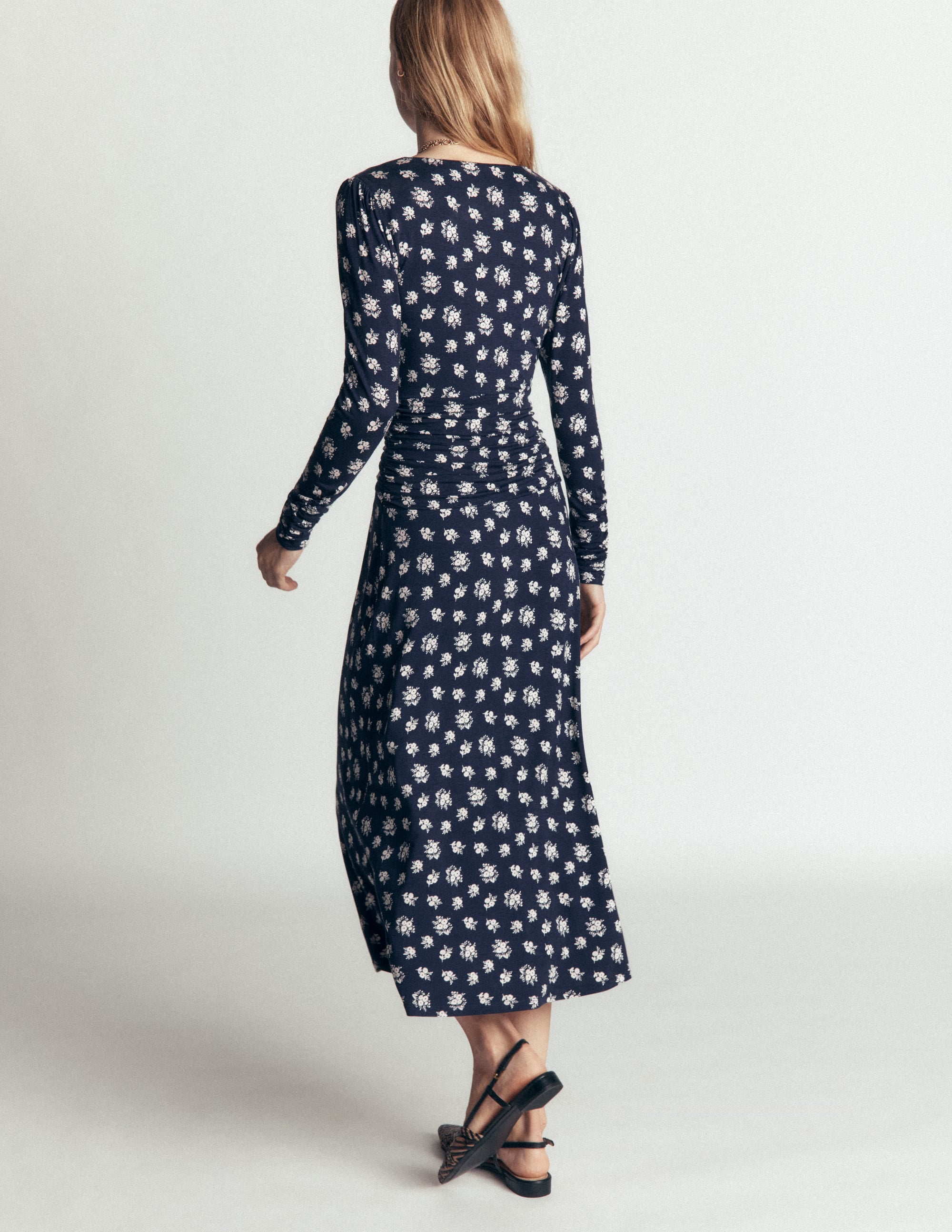 Robe midi Mya froncée en jersey-Bleu marine foncé, motif Delicate Garden - Image 3