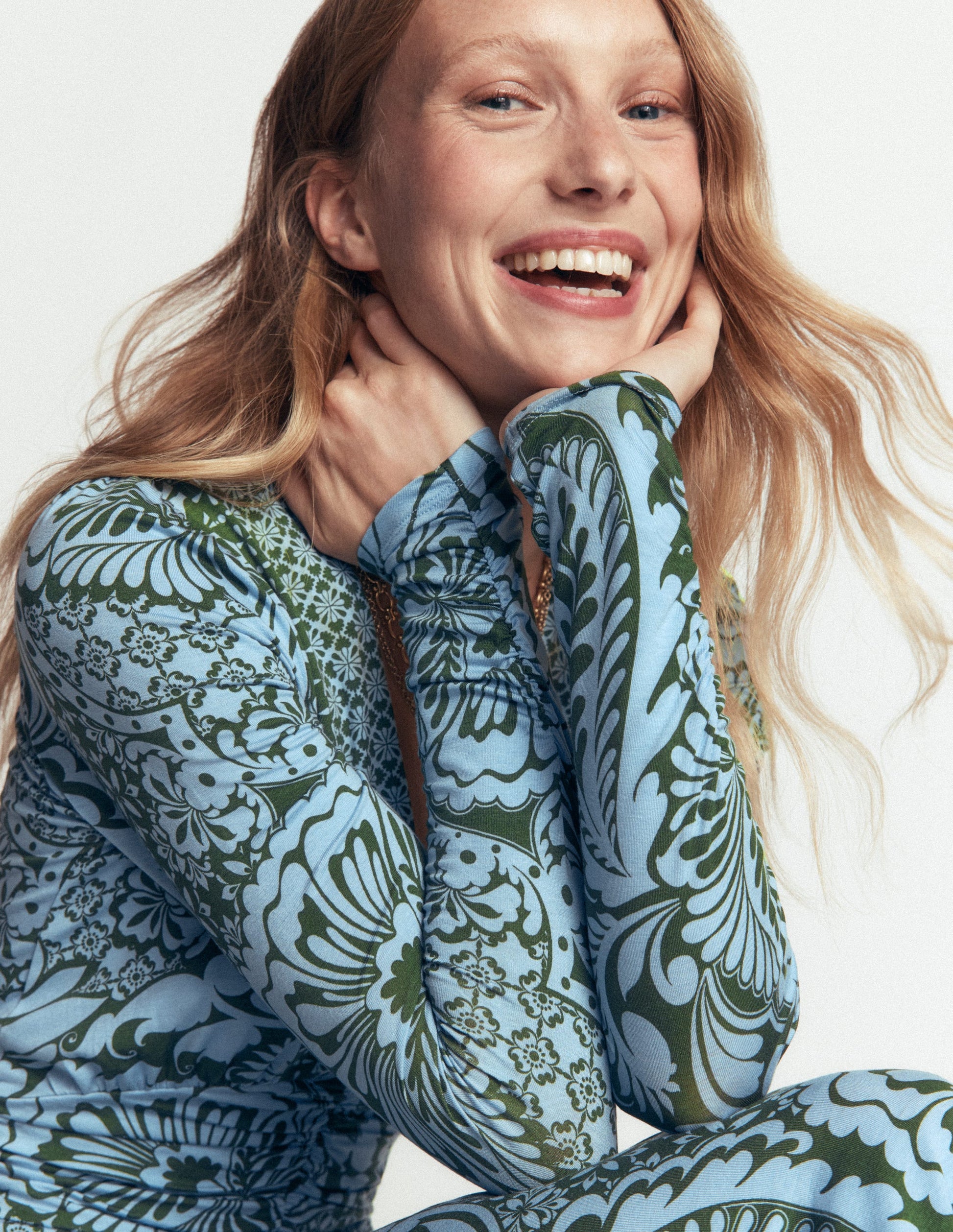 Robe midi Mya froncée en jersey-Ciboulette, motif Botanical Medley-3