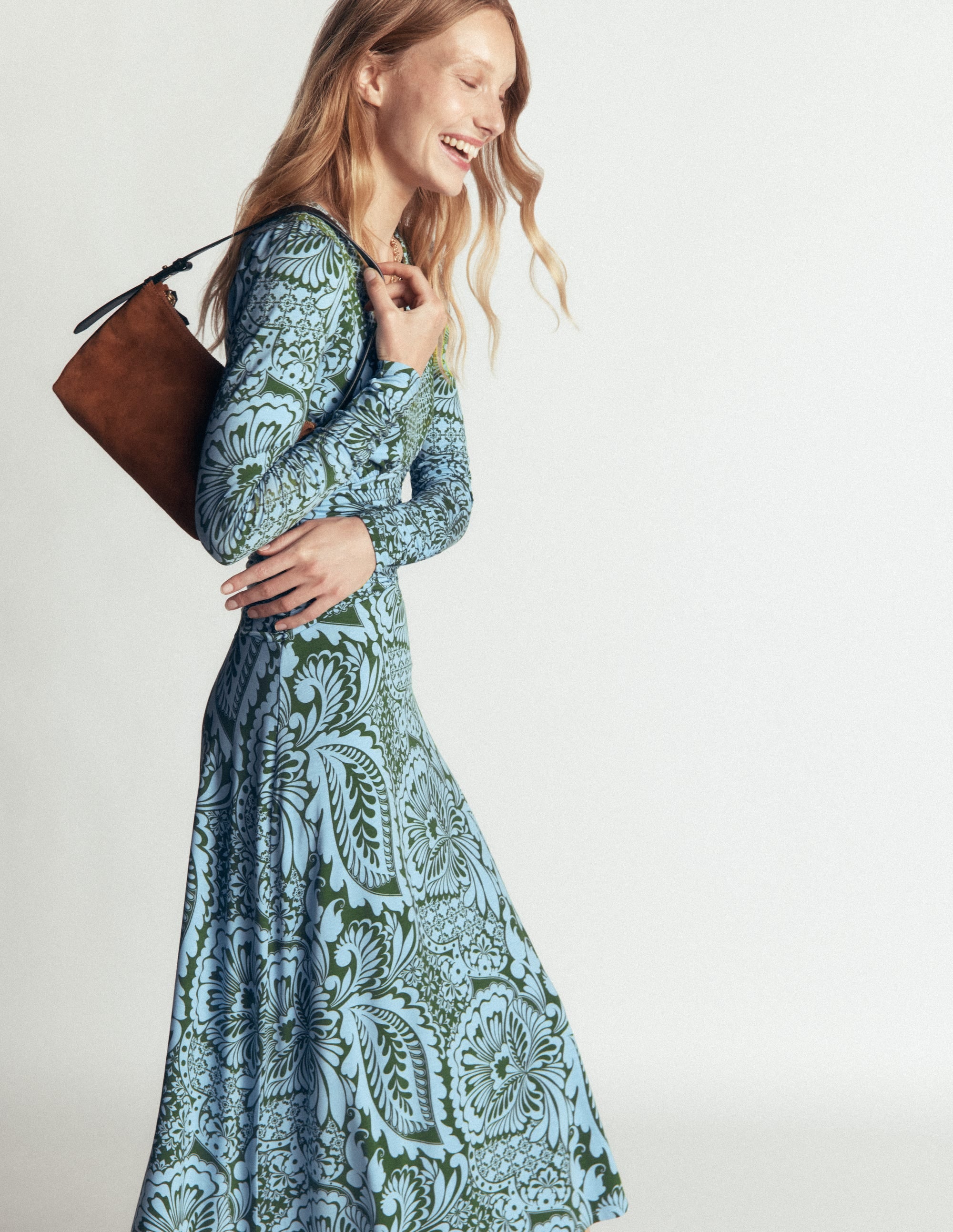 Robe midi Mya froncée en jersey-Ciboulette, motif Botanical Medley - Image 5