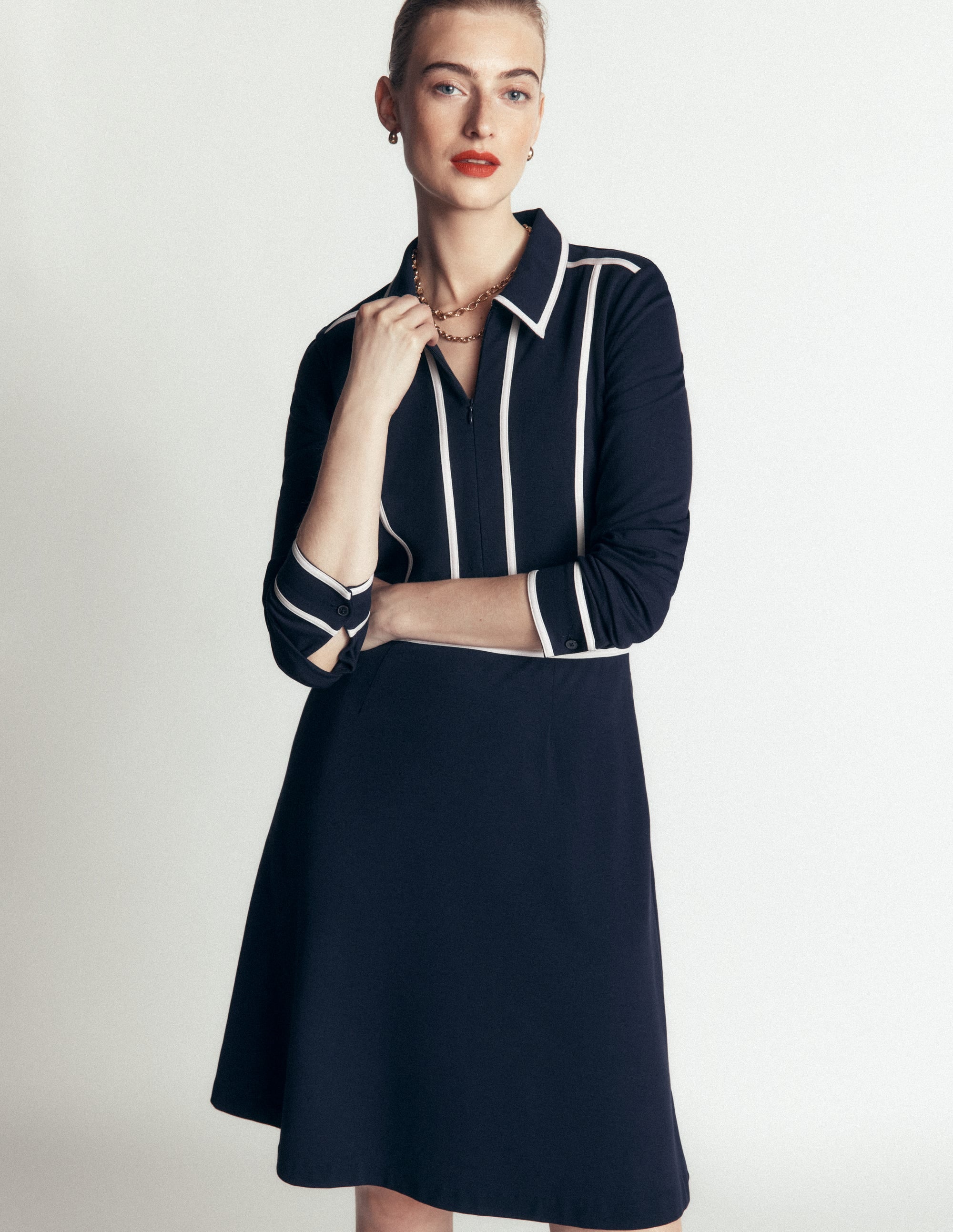 Ula Kurzes Ponte-Kleid-Marineblau, Naturweiß - Image 1