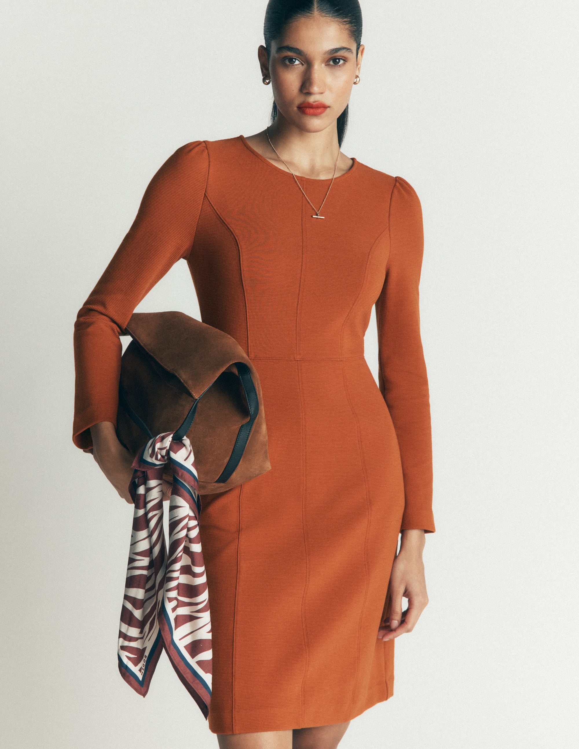 Marla Ottoman-Kleid mit Ziernähten-Lebkuchen - Image 2