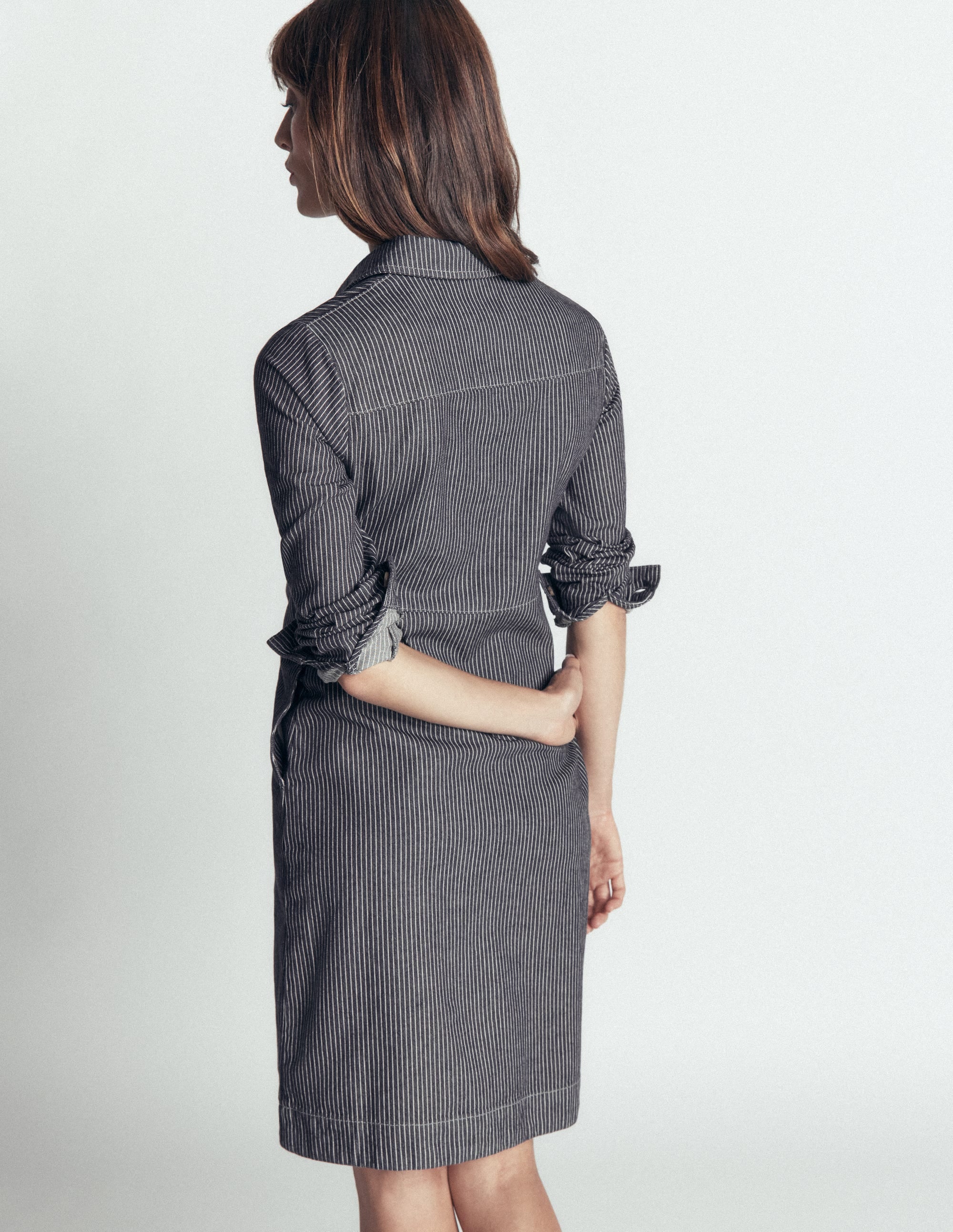 Bronte Kurzes Jeanskleid-Feiner Denim Drillich Streifen - Image 3