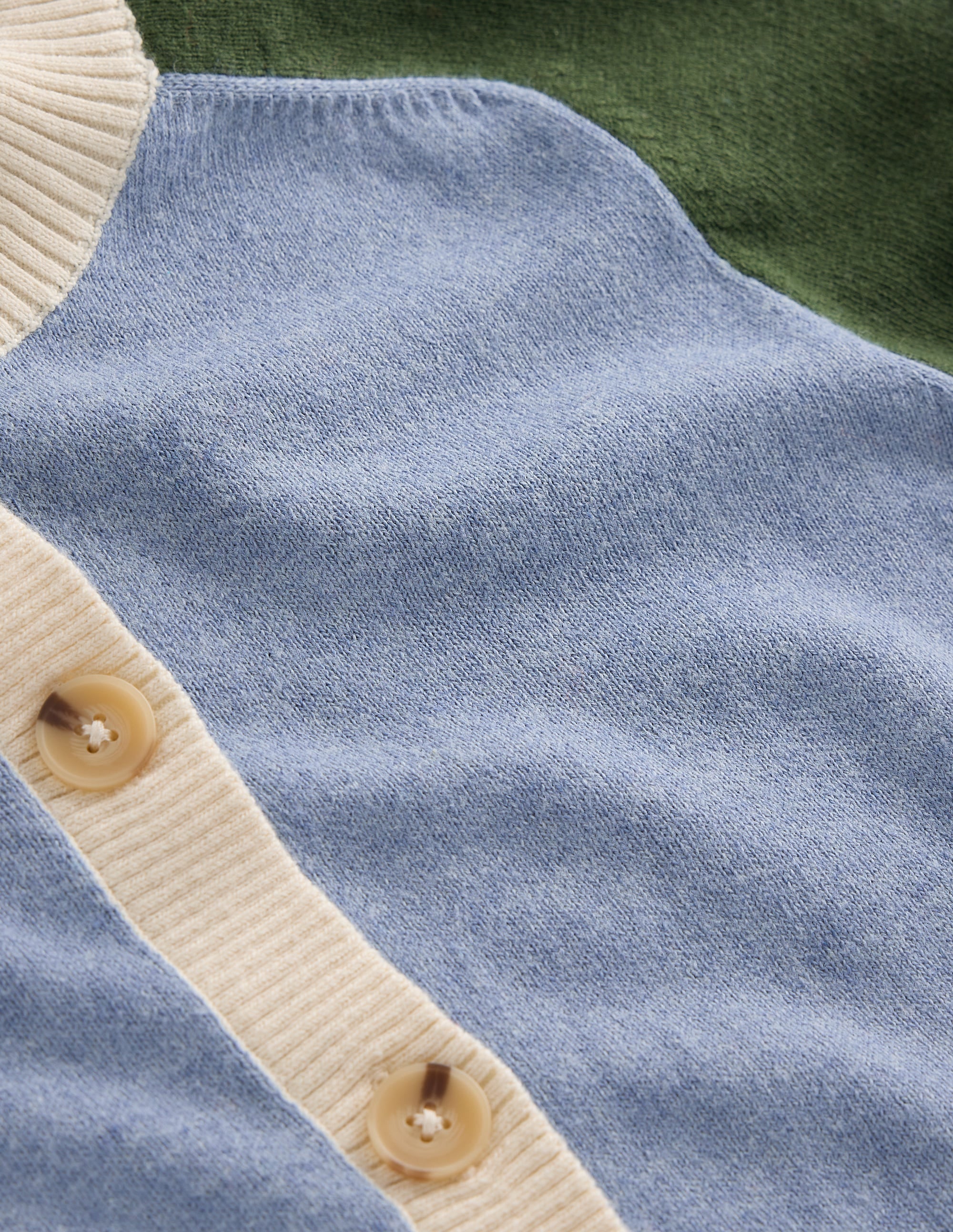 Meg Strickjacke mit Raglanärmeln-Blau Blockfarben - Image 7