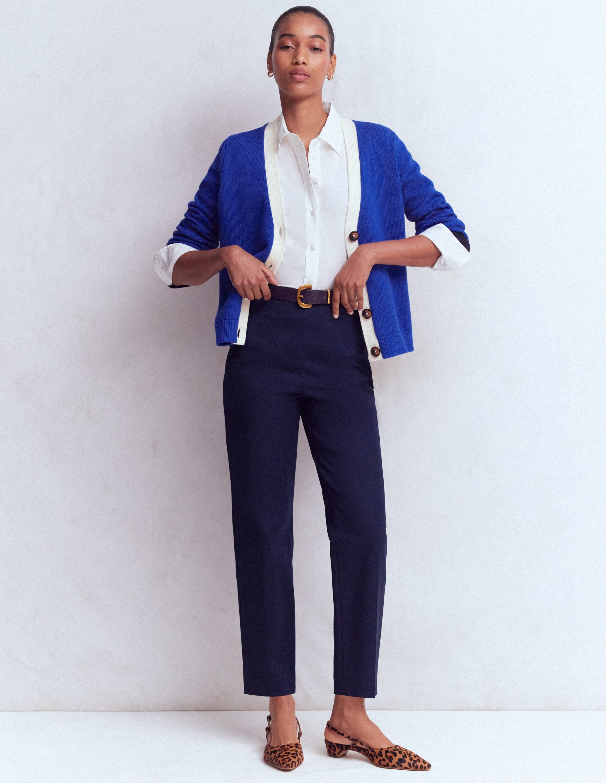 Lucy Lockere Strickjacke aus Baumwolle-Leuchtendes Blau, Color Blocking - Image 7