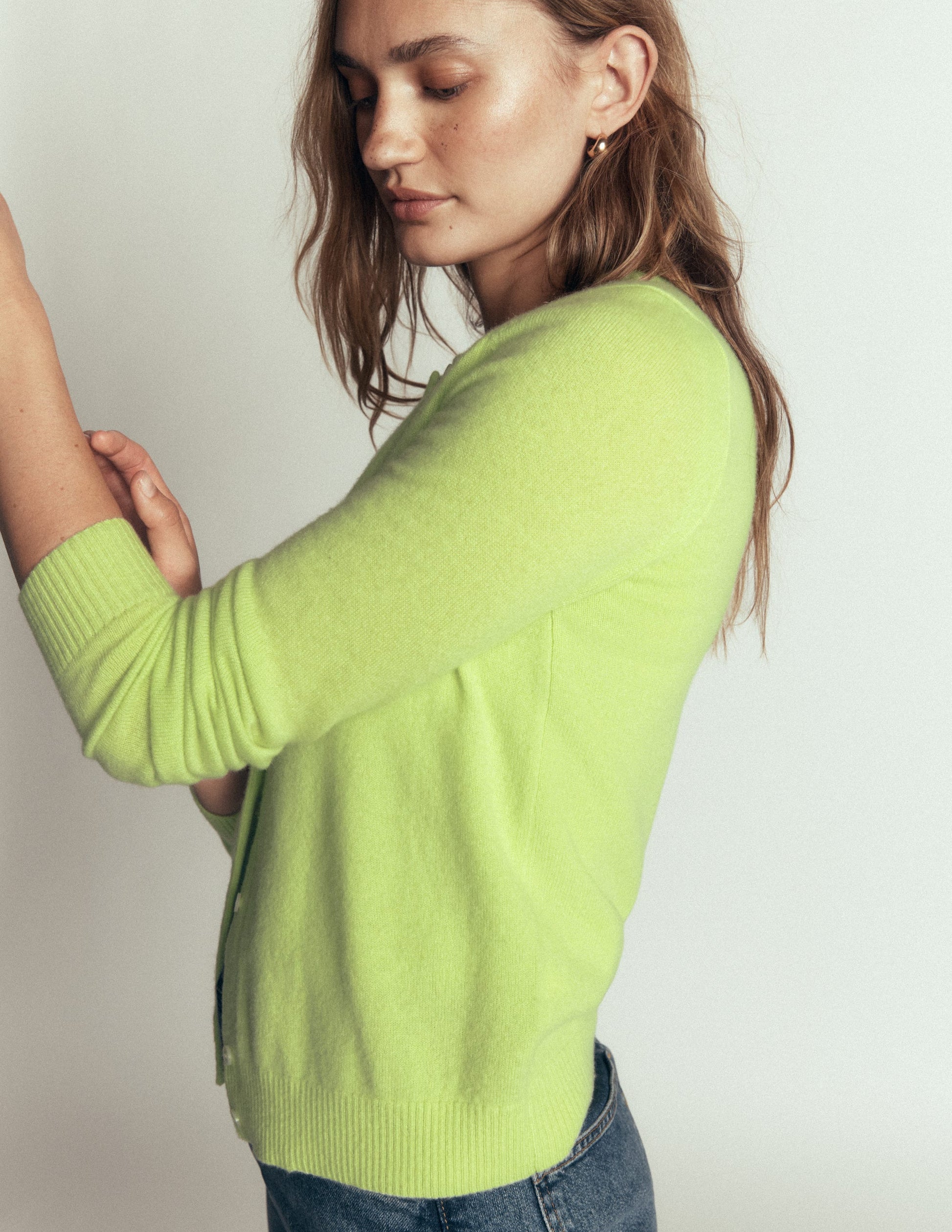 Elsie Kaschmir-Strickjacke mit Rundhalsausschnitt-Süßminze-3