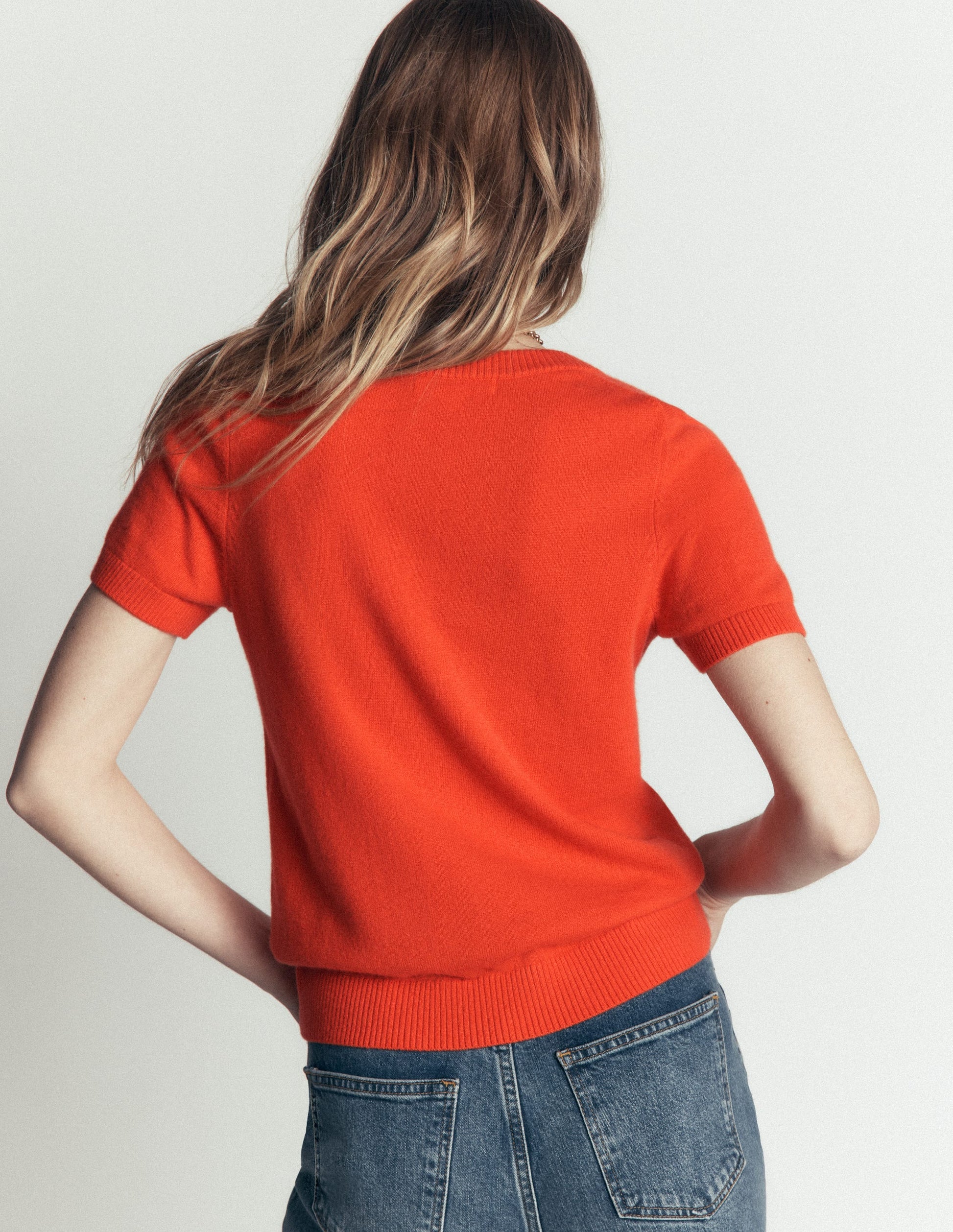 Elsie Kaschmir-T-Shirt mit Rundhalsausschnitt-Orange Lilie-3